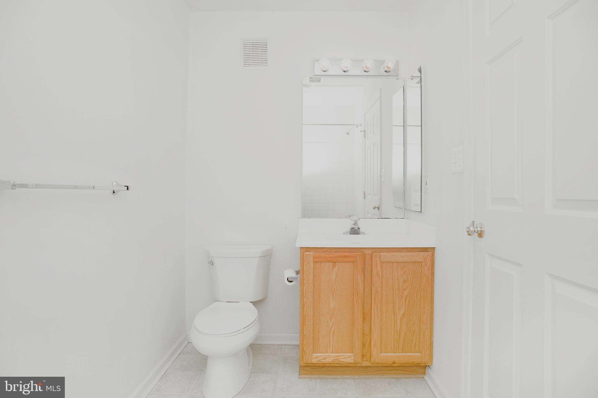 PINEY ORCHARD - Residential Lease