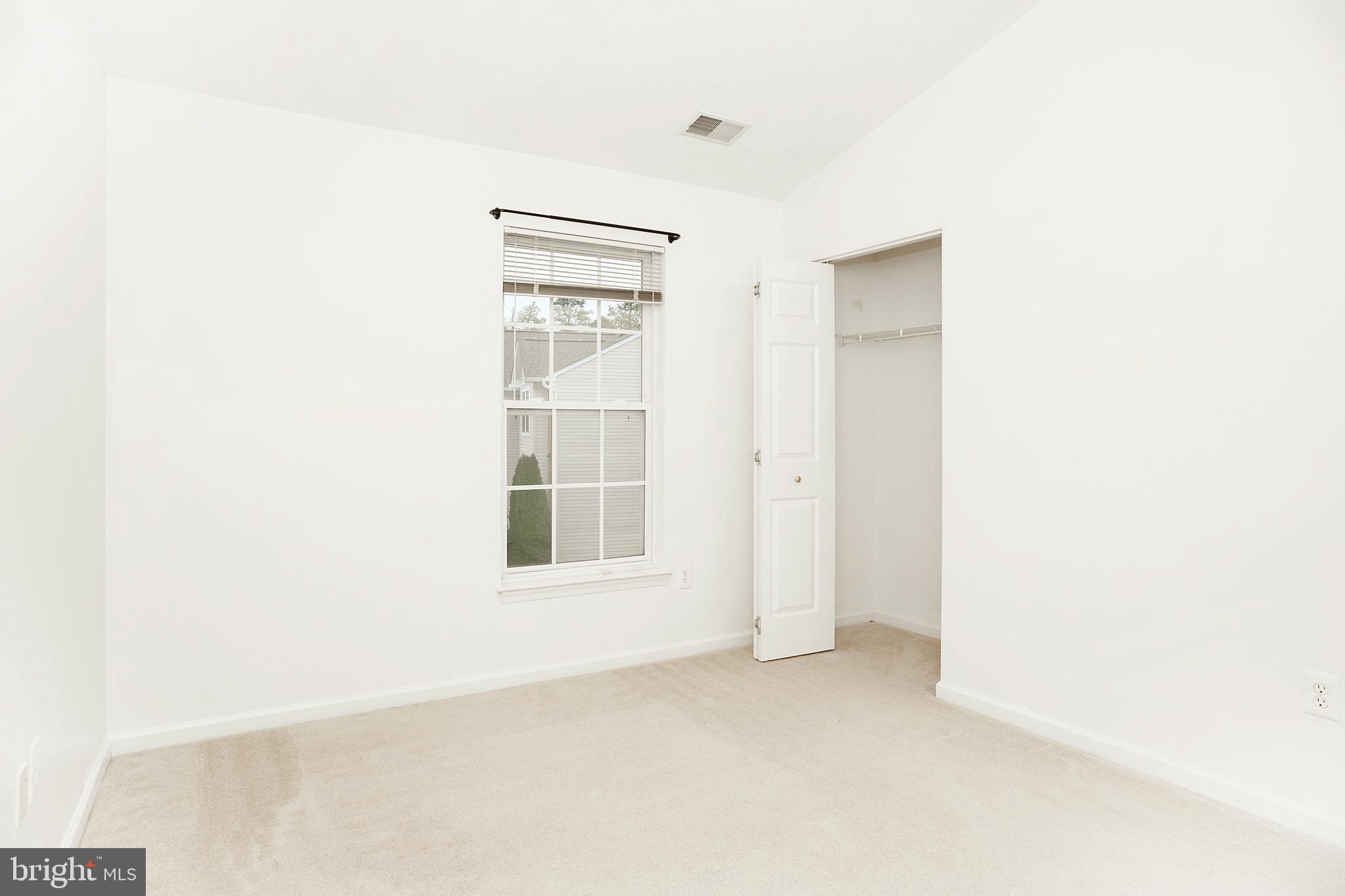 PINEY ORCHARD - Residential Lease