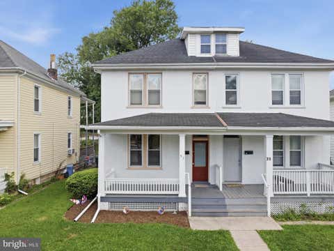 Townhouse For Sale - 37 W Wilson Boulevard<br/> HAGERSTOWN, MD 21740
