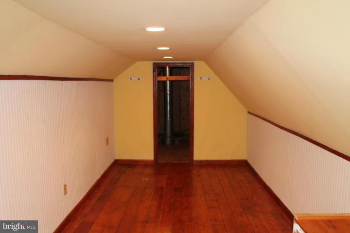 PLANTATION FOREST - Residential Lease