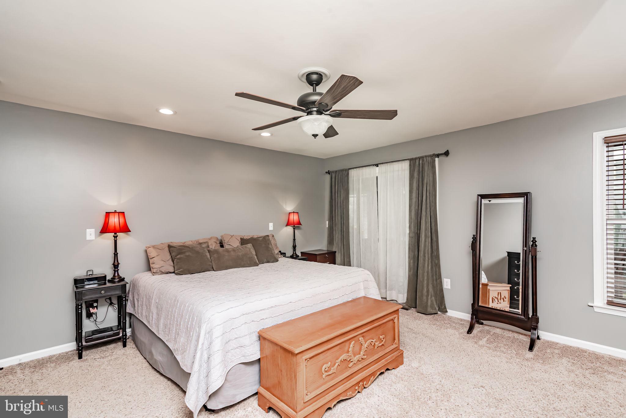 LAKE OF THE WOODS - Residential