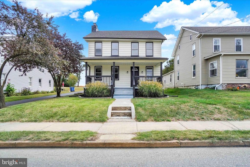 Photo of 59 Main Street #306, YORKANA, PA 17402 (MLS # PAYK2090402)