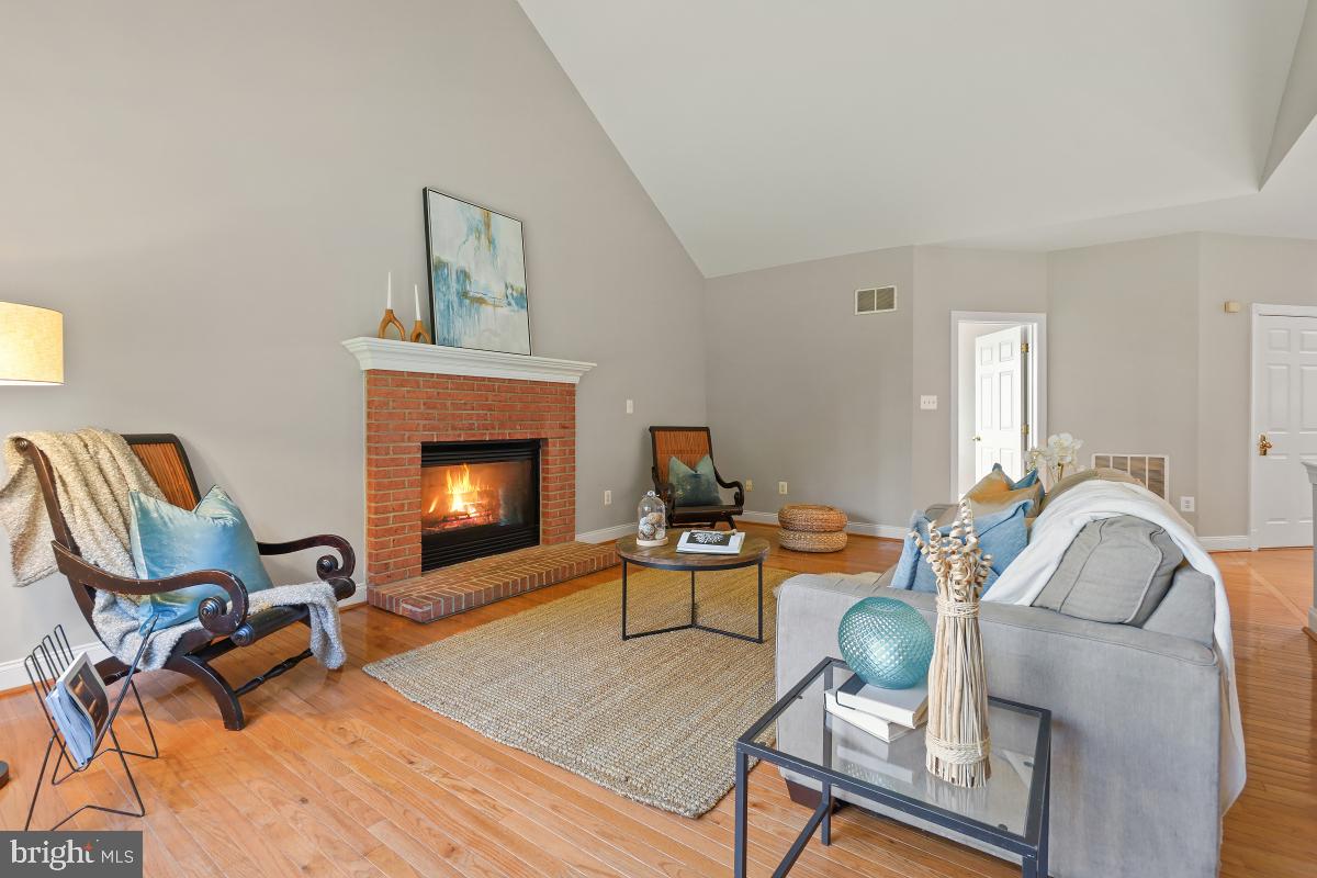 HOYLES MILL VILLAGE - Residential