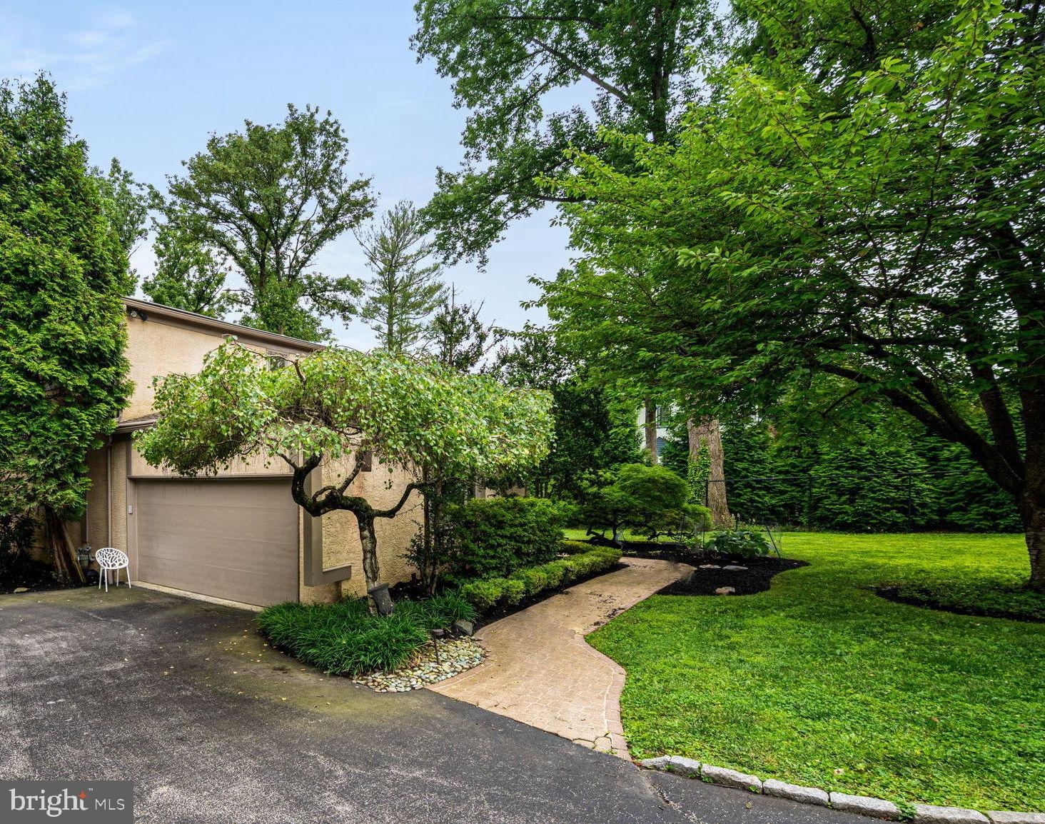 811 HAGYS FORD ROAD