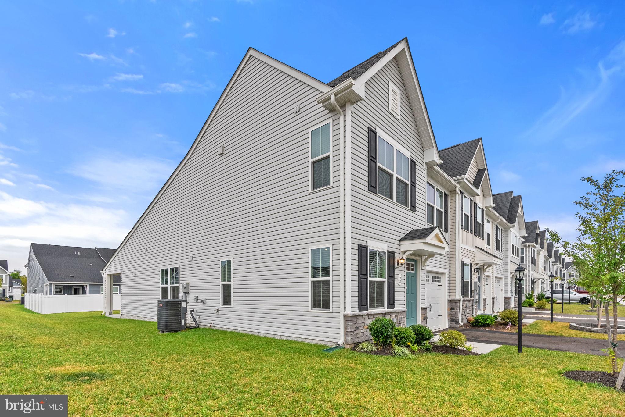 ARCADIA NORTH - Residential