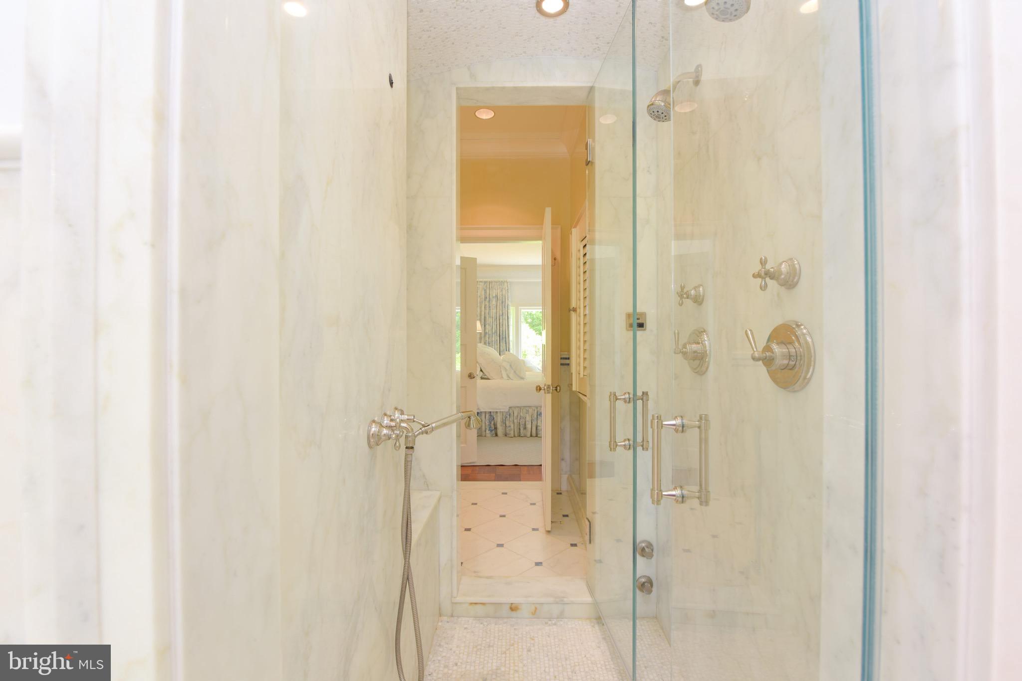 BELLE HAVEN - Residential