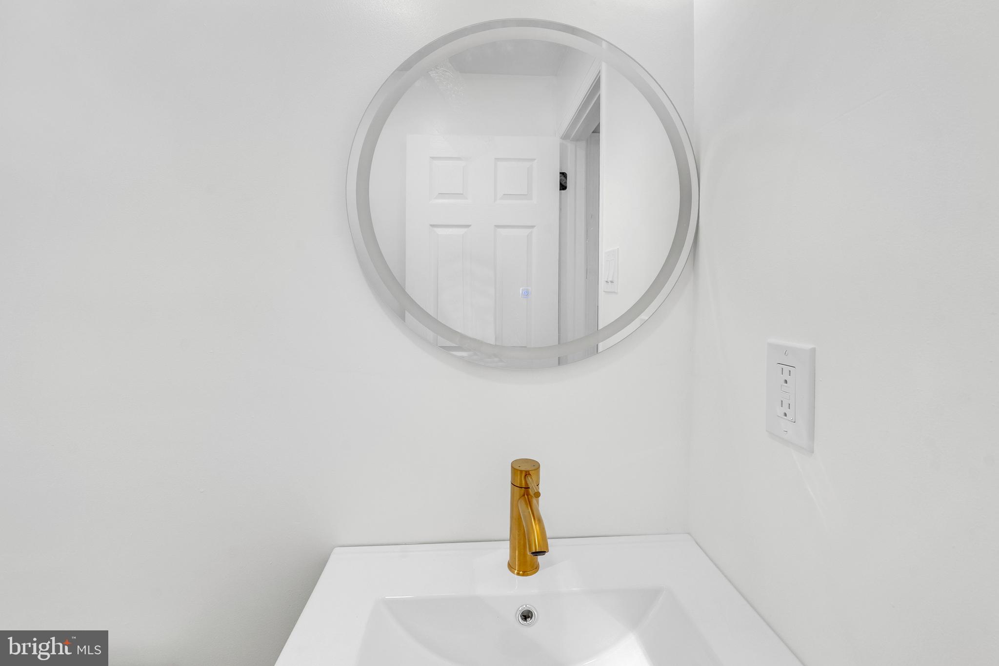 CHERRY DOWNS - Residential