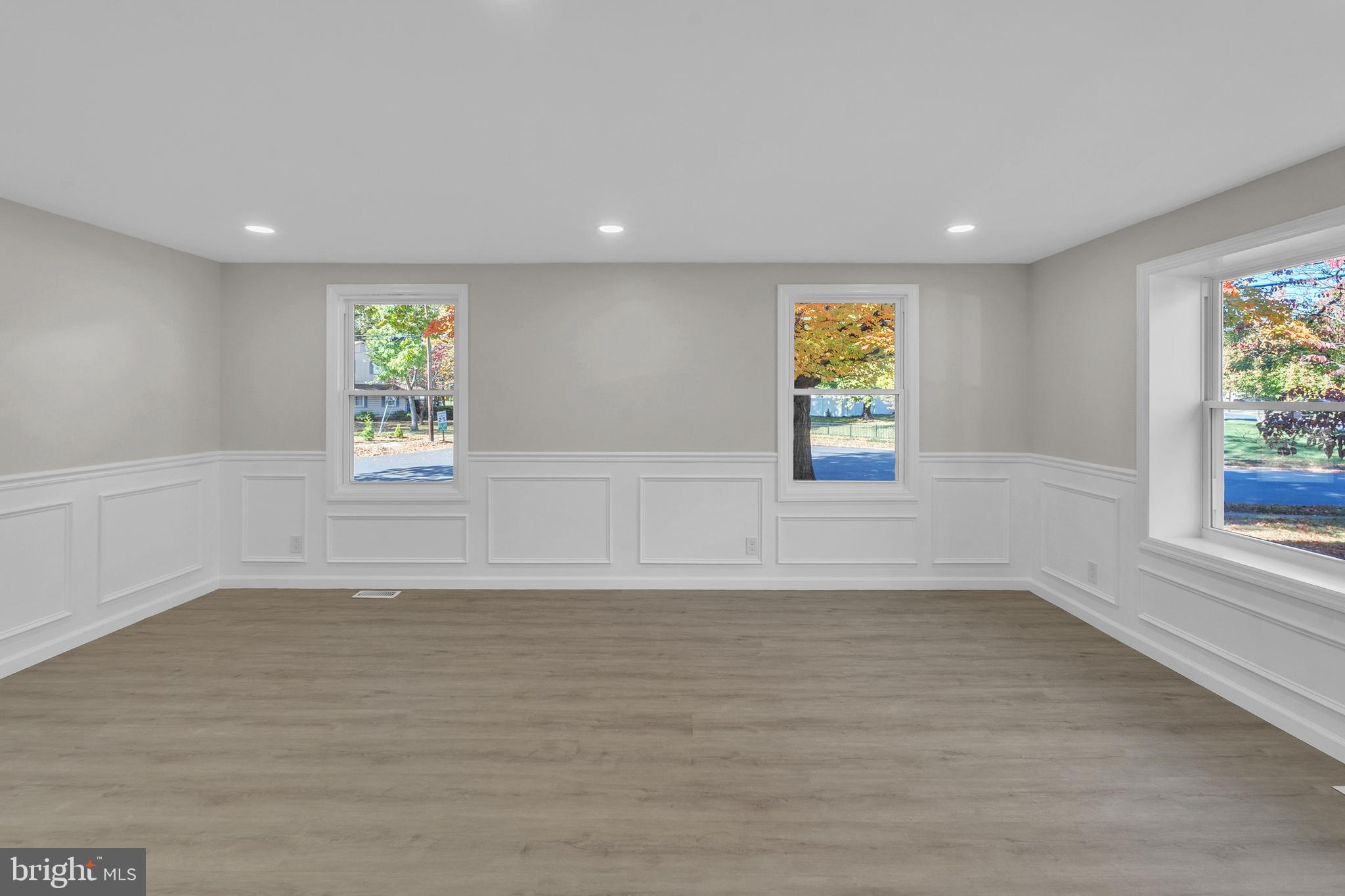 CHERRY DOWNS - Residential