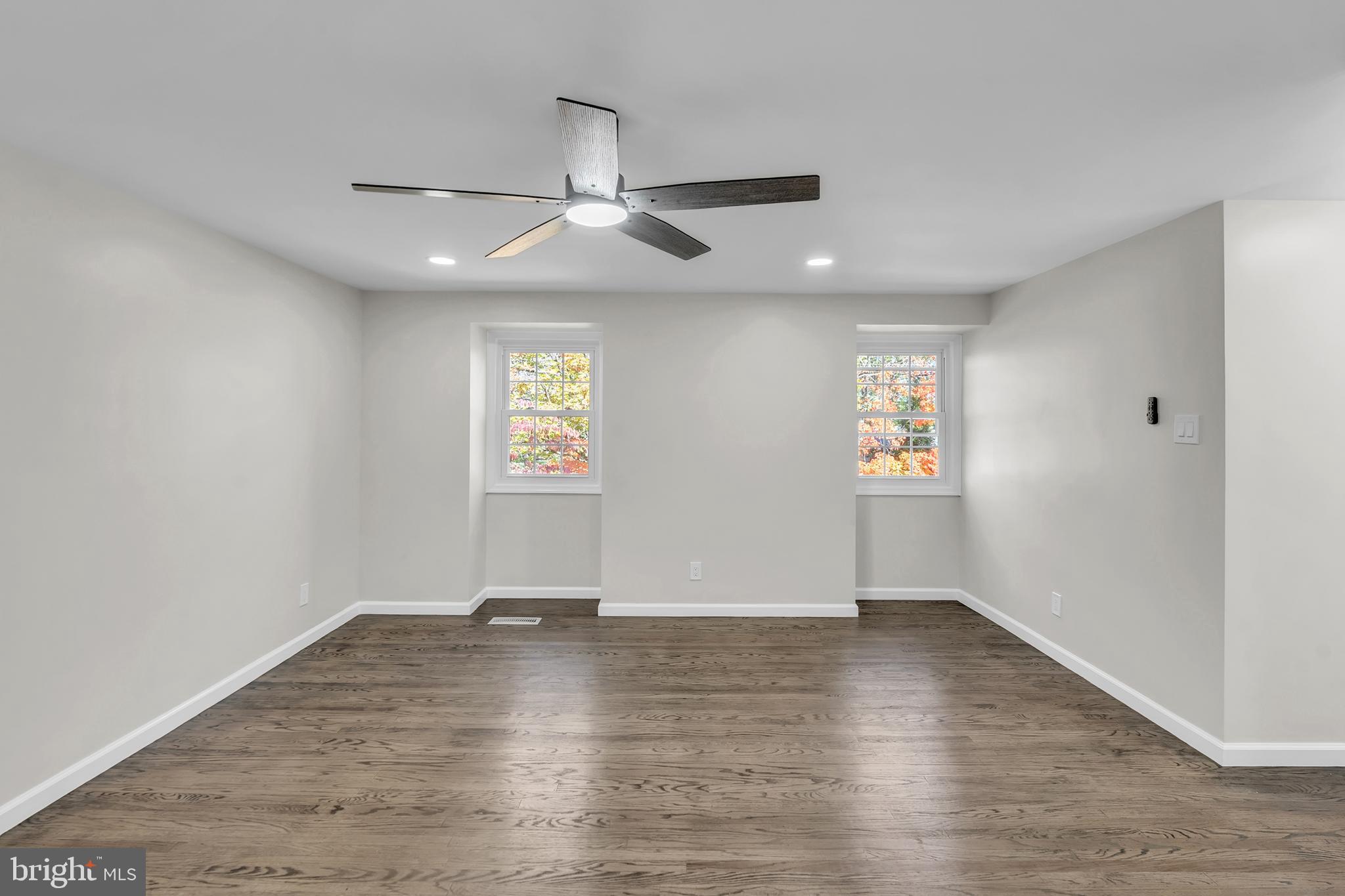 CHERRY DOWNS - Residential