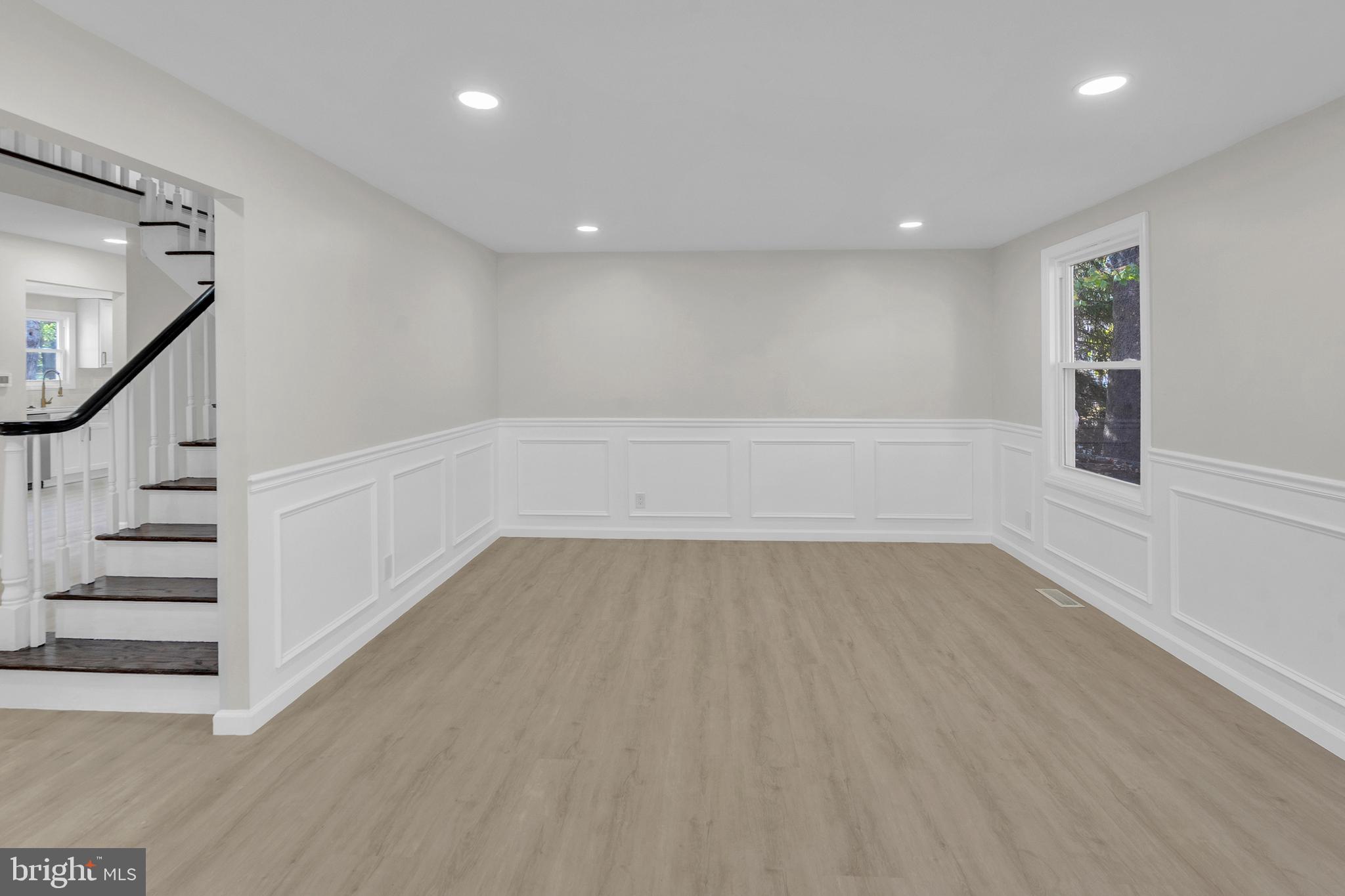 CHERRY DOWNS - Residential