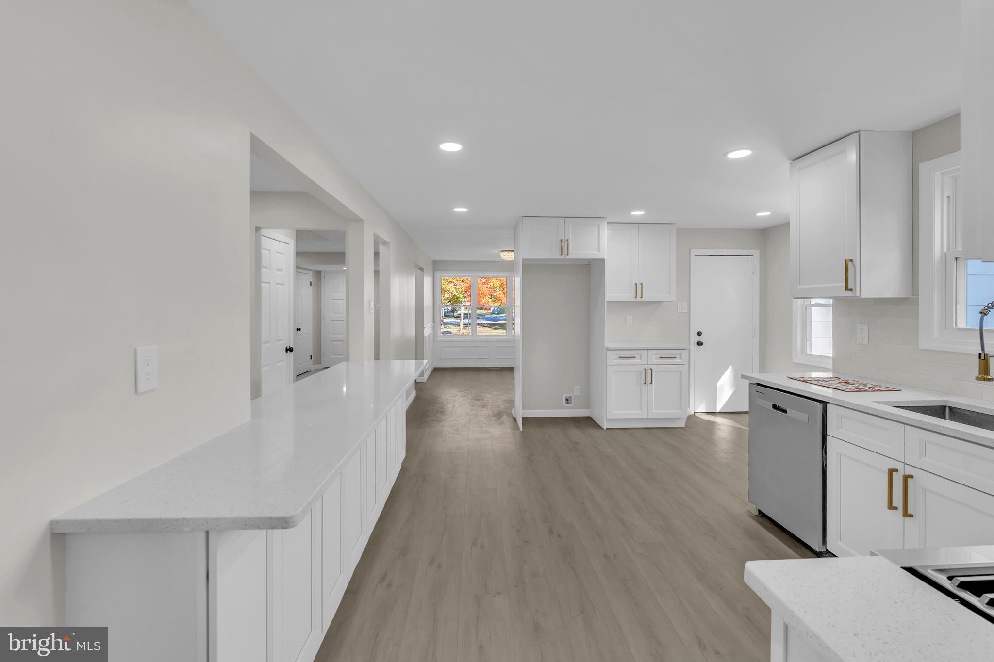 CHERRY DOWNS - Residential