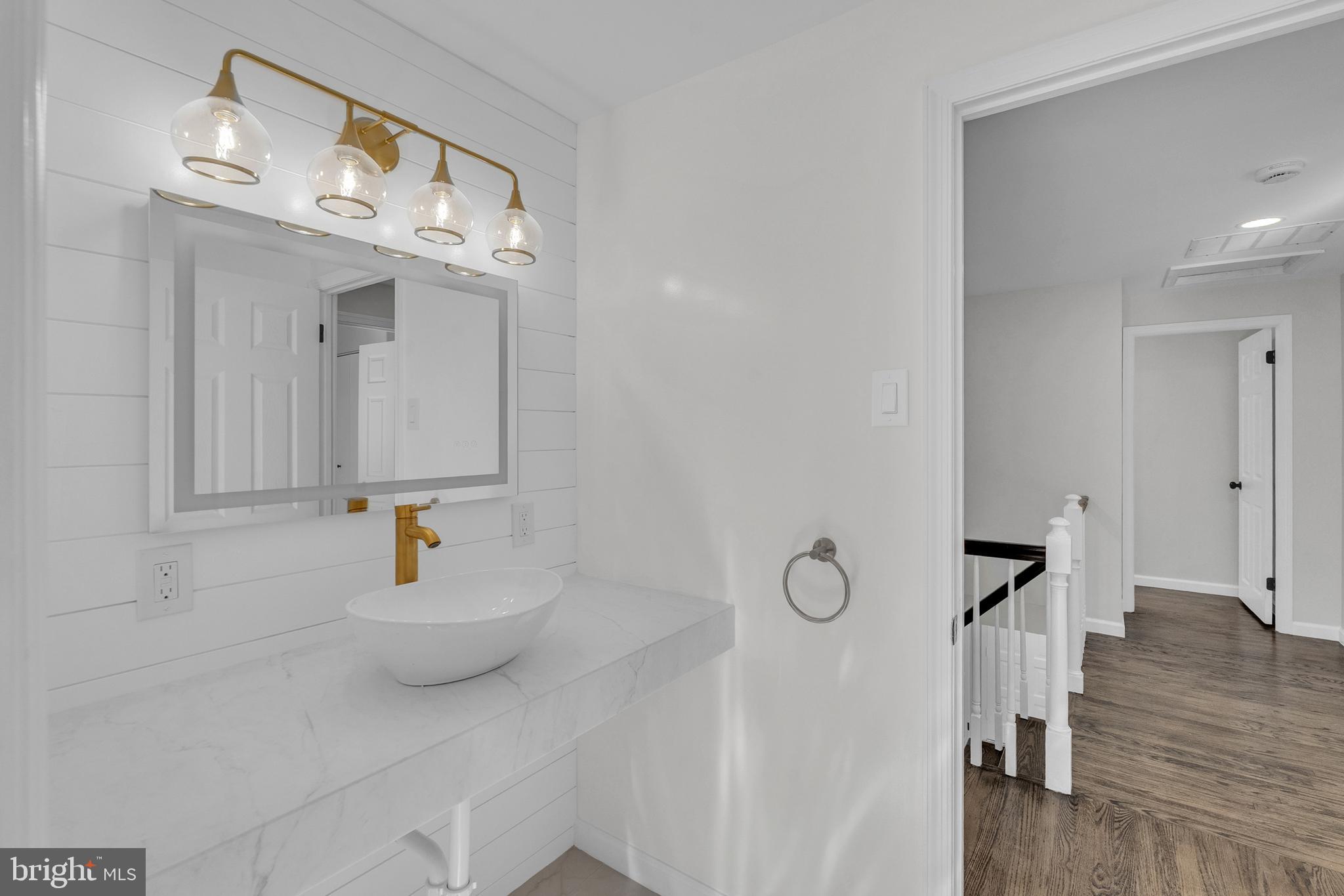 CHERRY DOWNS - Residential