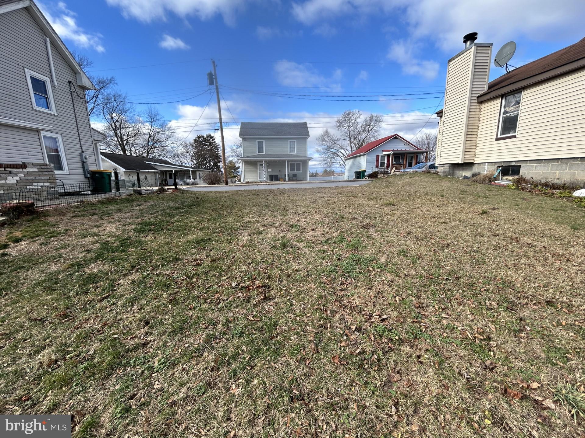 WAYNE AVENUE - Land