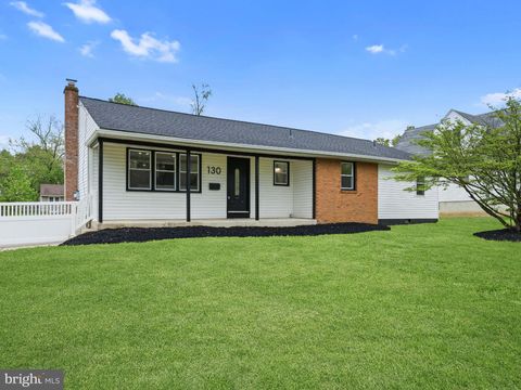 Photo of 130 W Monroe Avenue, MAGNOLIA, NJ 08049 (MLS # NJCD2116428)