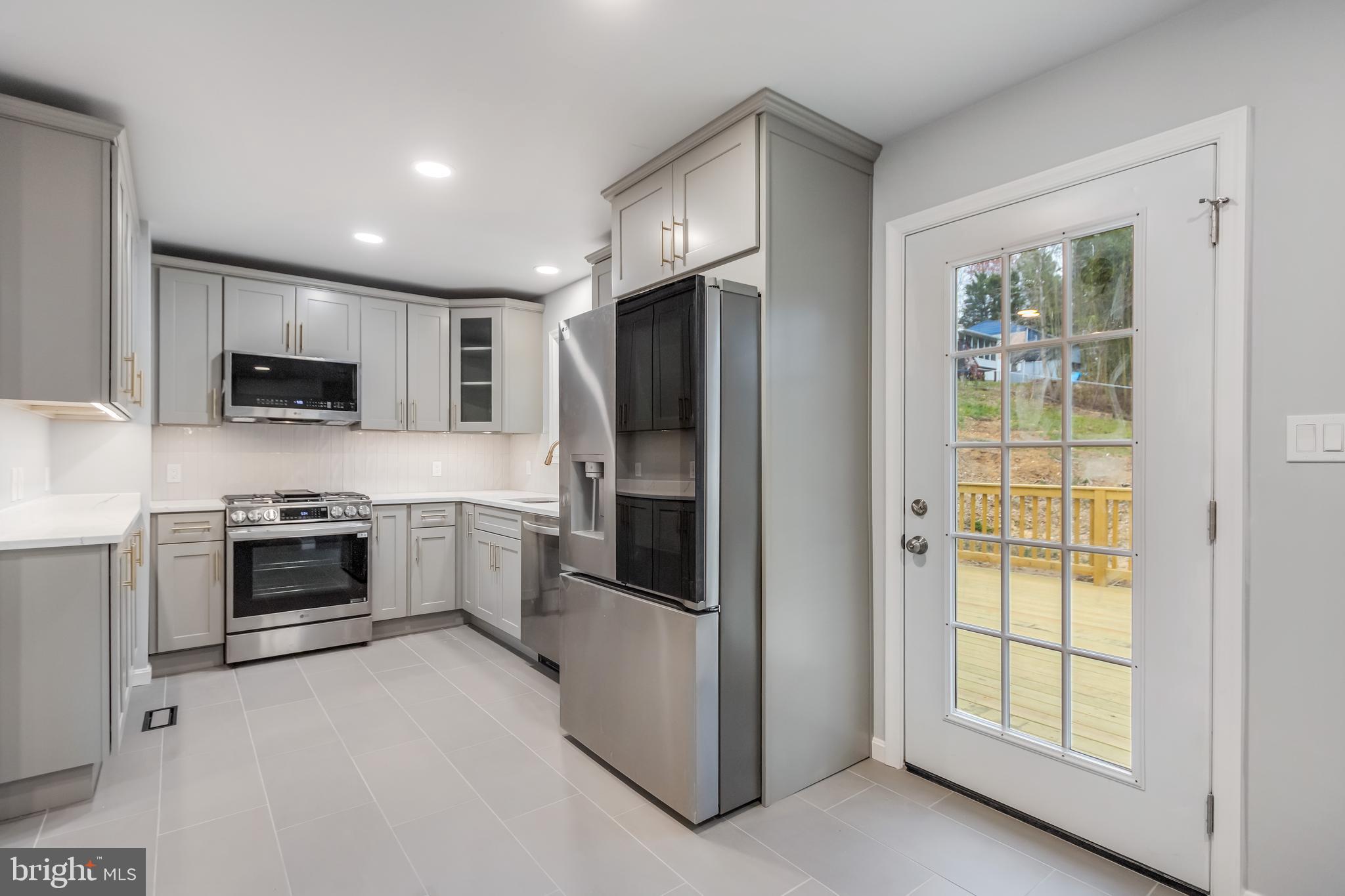 OAKLAWN MANOR - Residential