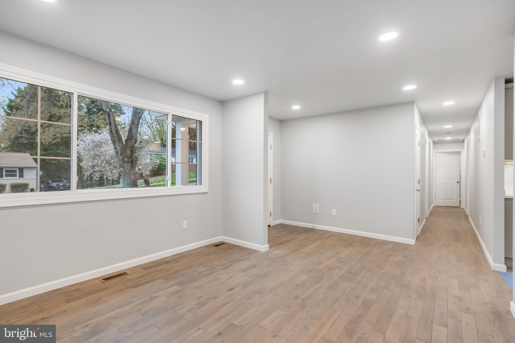 OAKLAWN MANOR - Residential