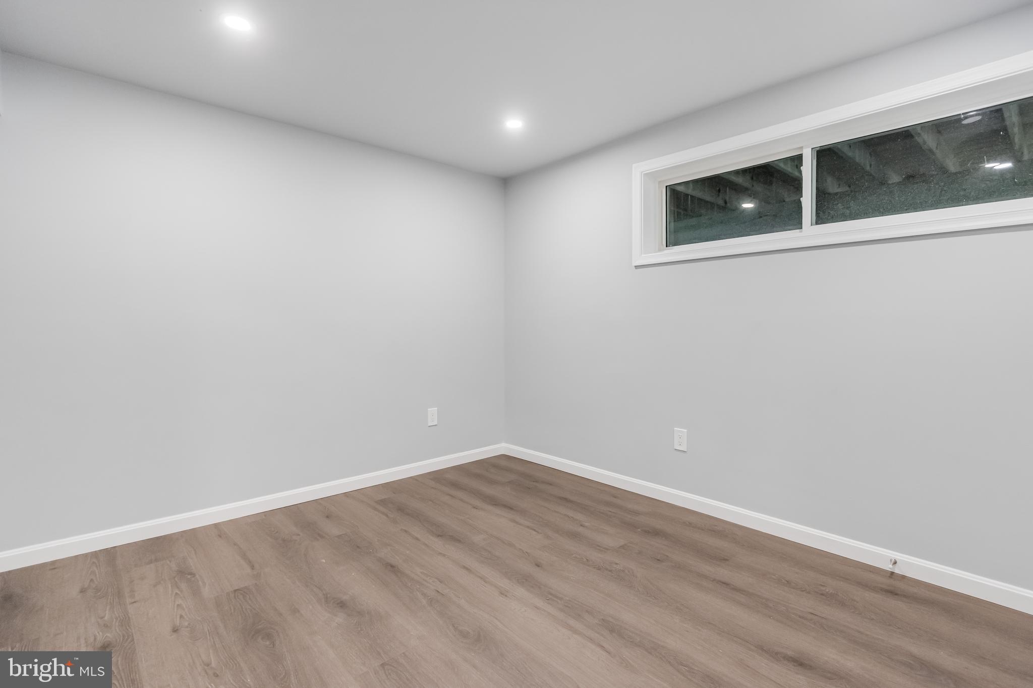 OAKLAWN MANOR - Residential