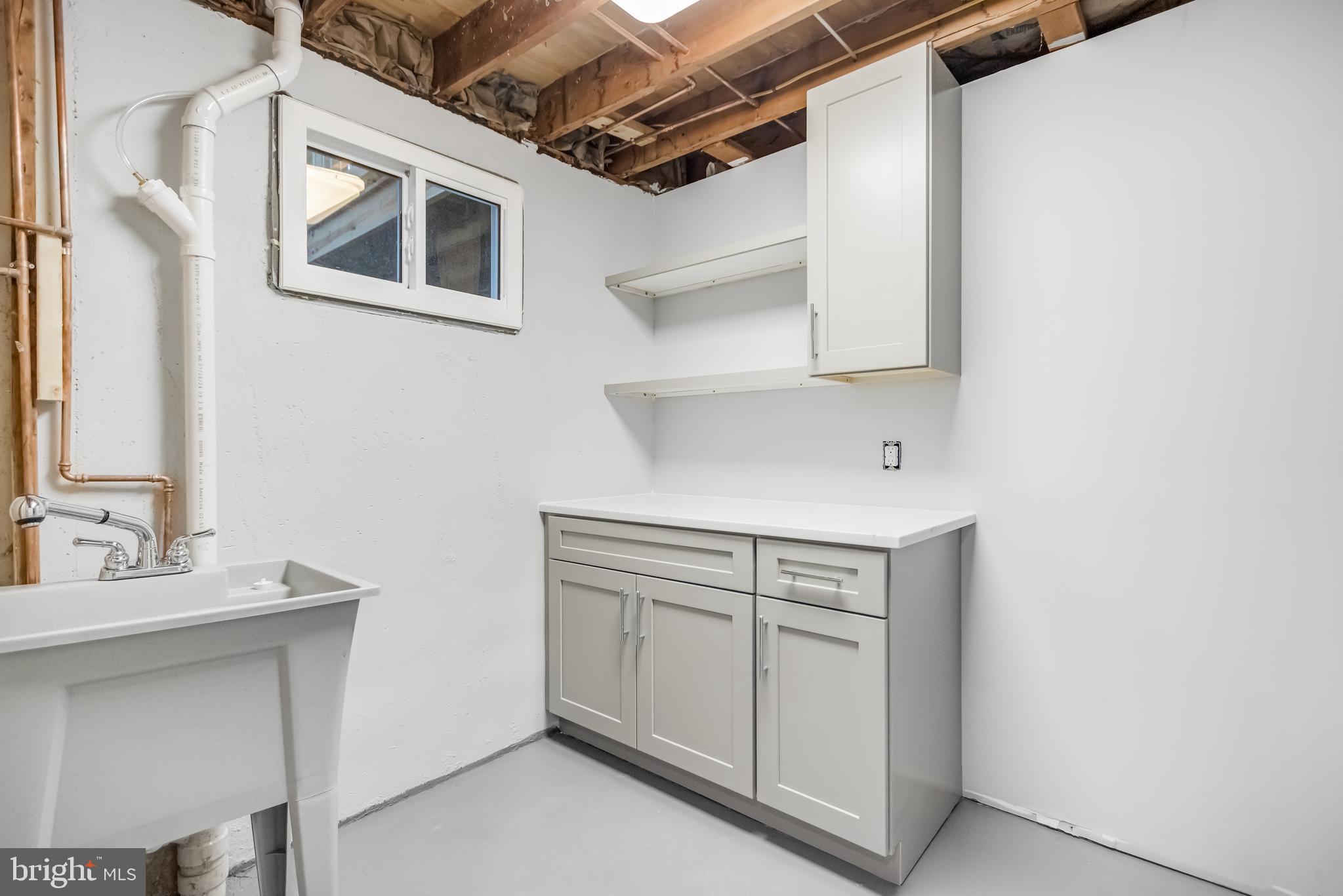 OAKLAWN MANOR - Residential