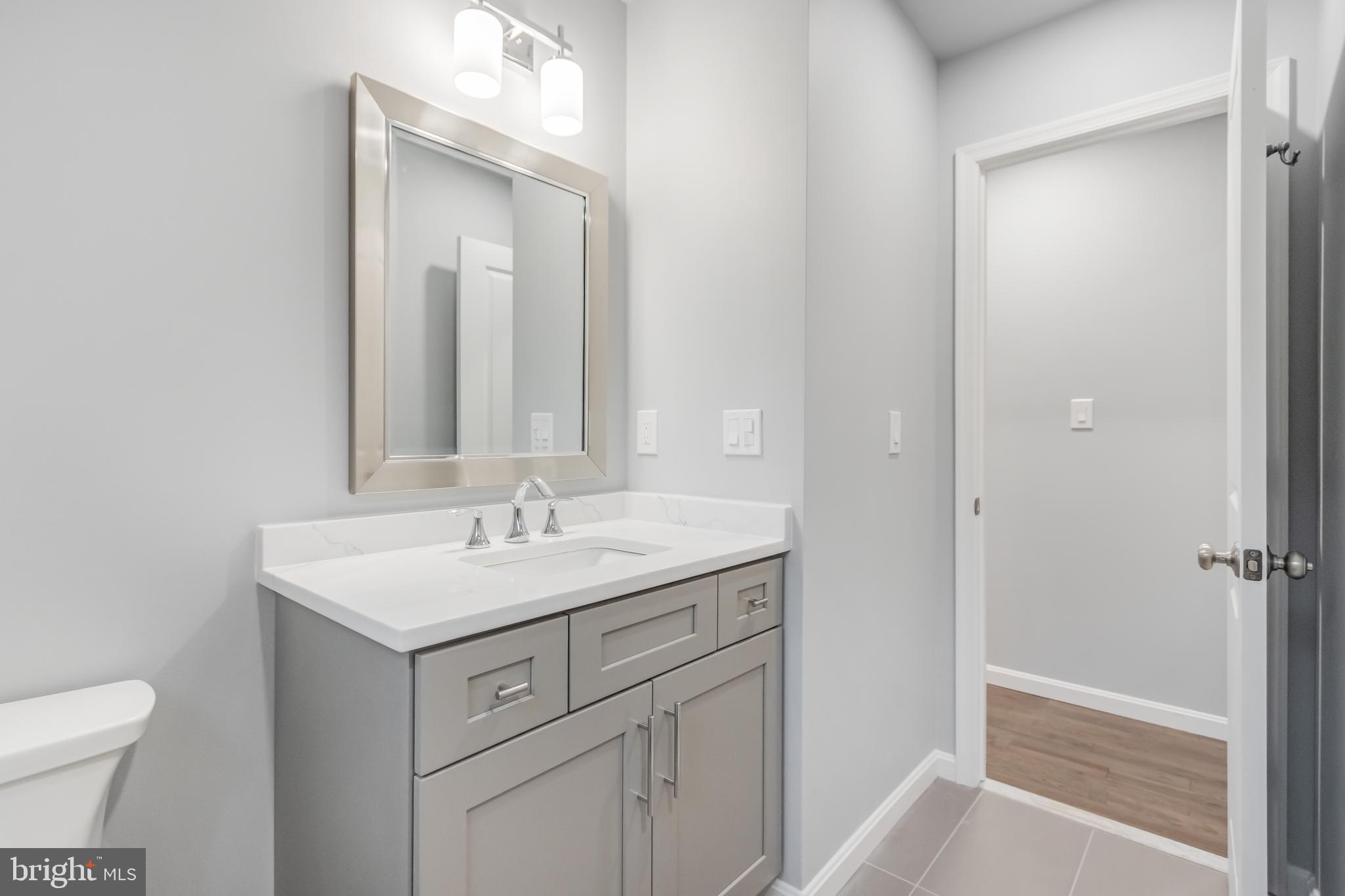 OAKLAWN MANOR - Residential