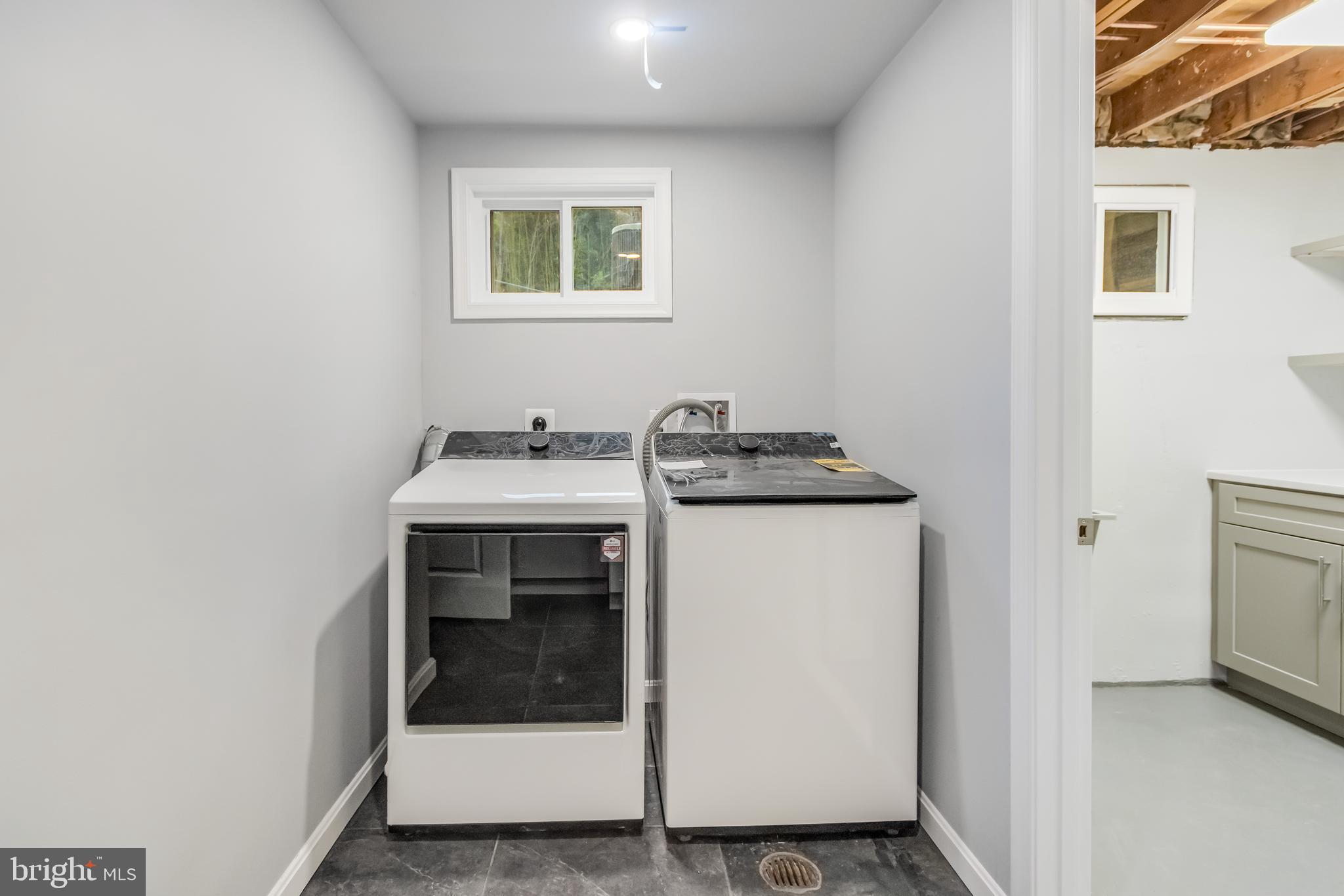 OAKLAWN MANOR - Residential