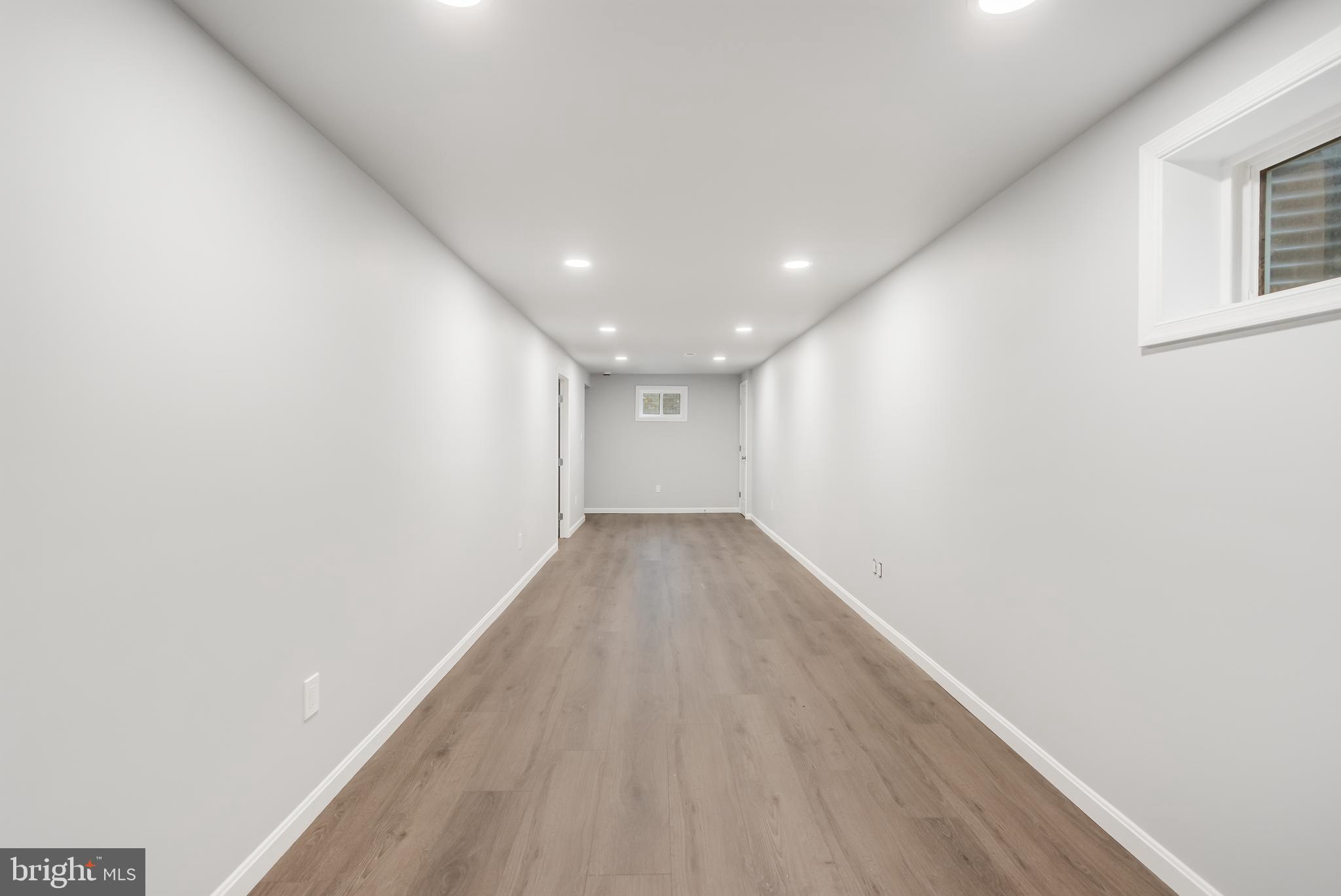 OAKLAWN MANOR - Residential