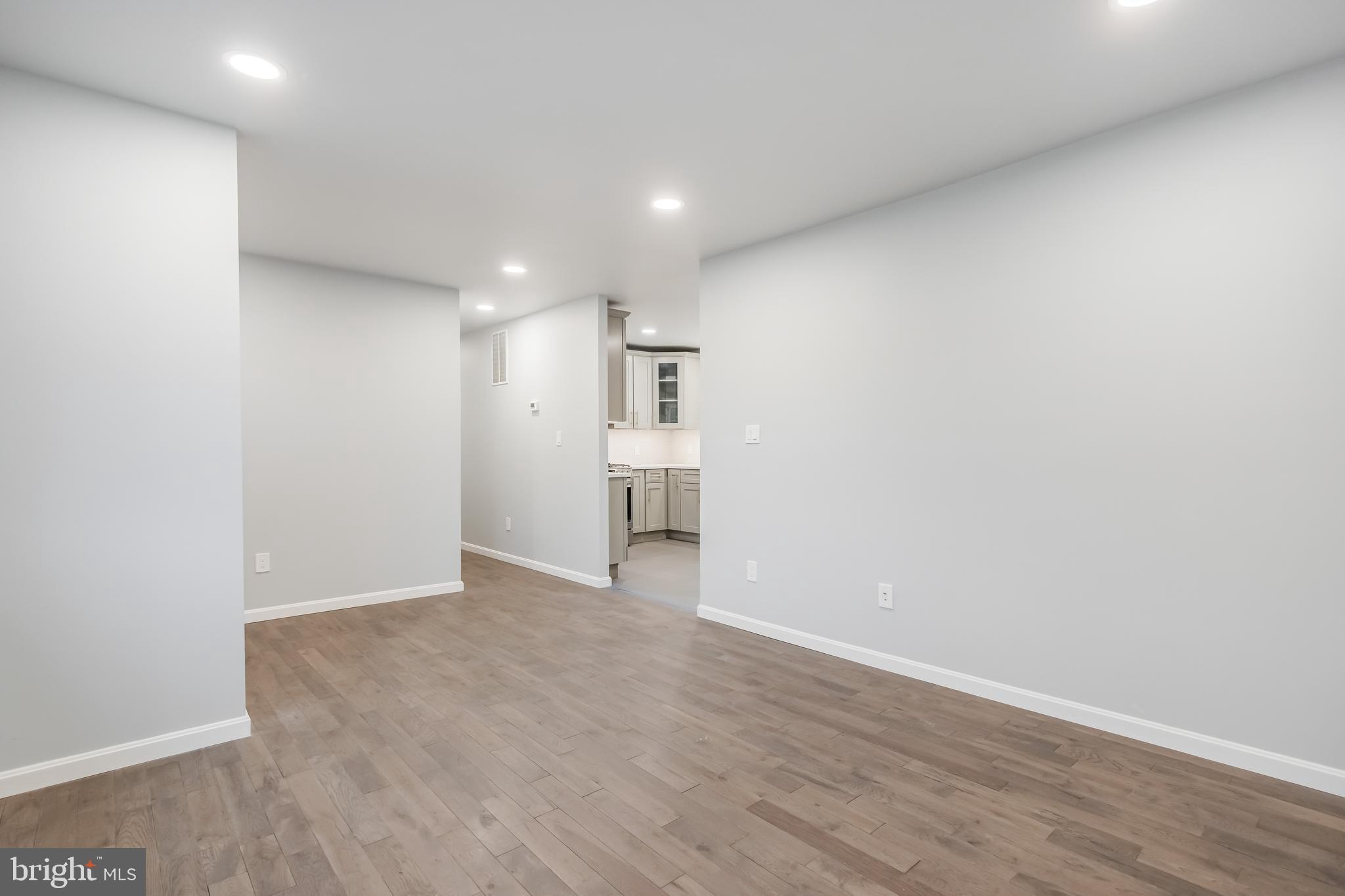 OAKLAWN MANOR - Residential