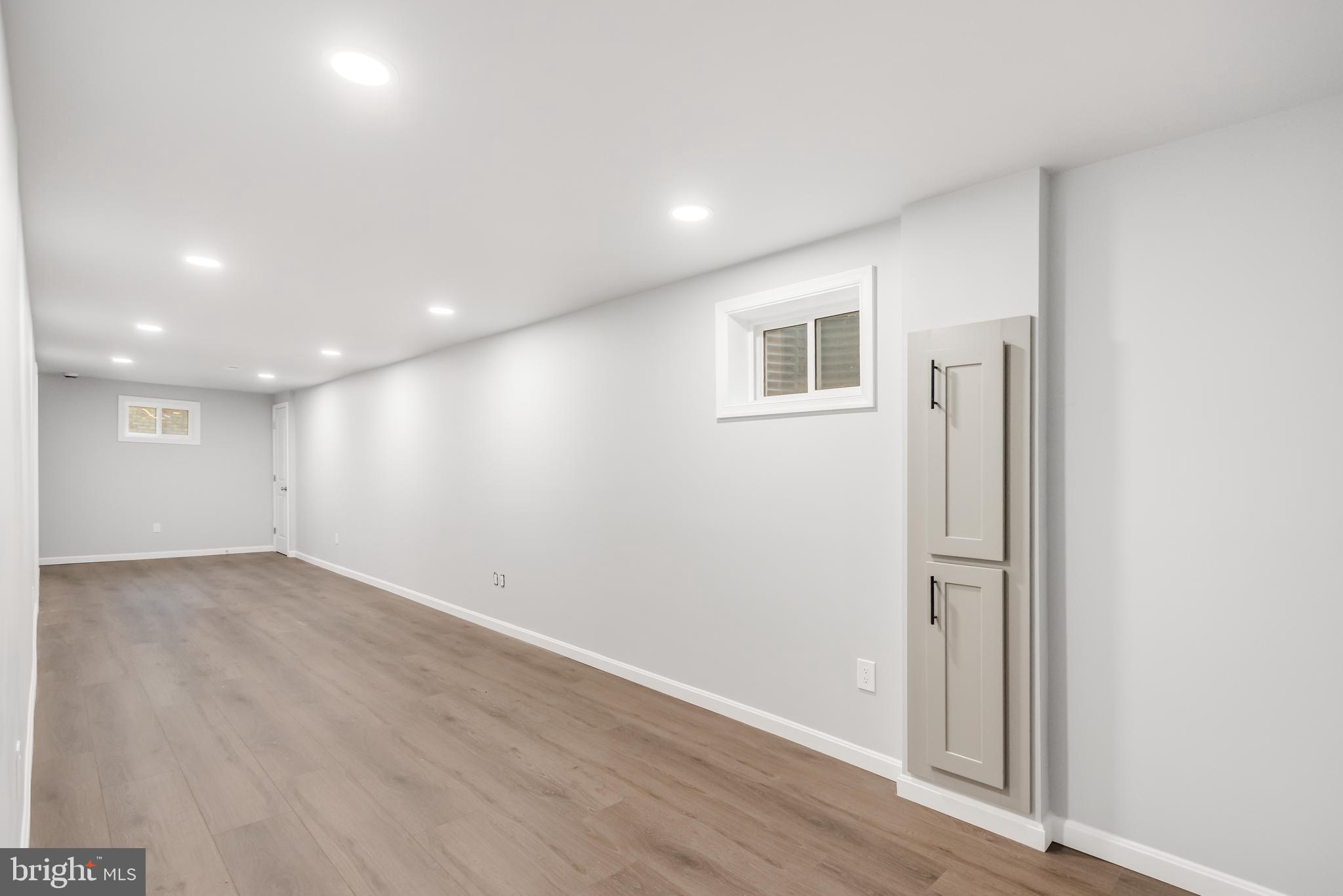 OAKLAWN MANOR - Residential