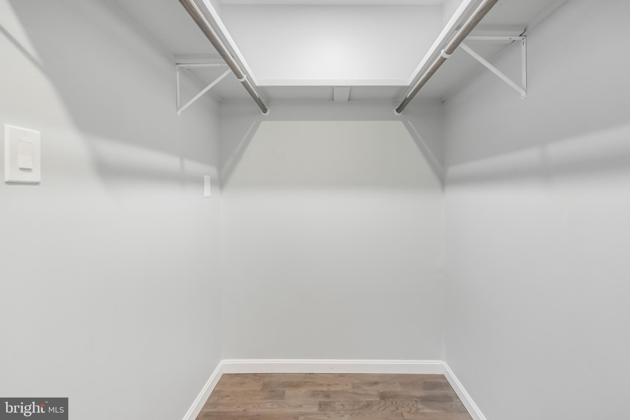 OAKLAWN MANOR - Residential