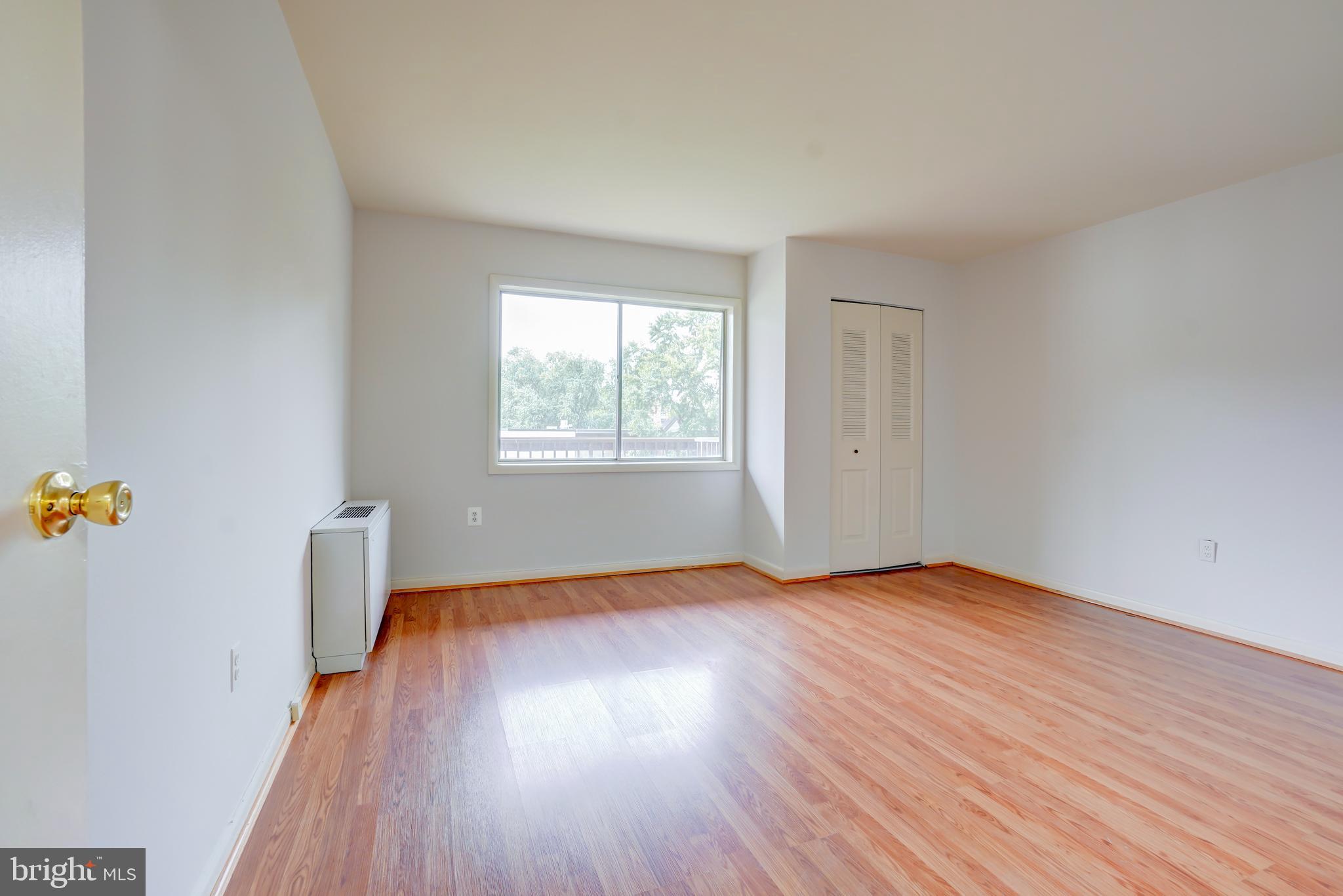 WEST SPRING - Residential