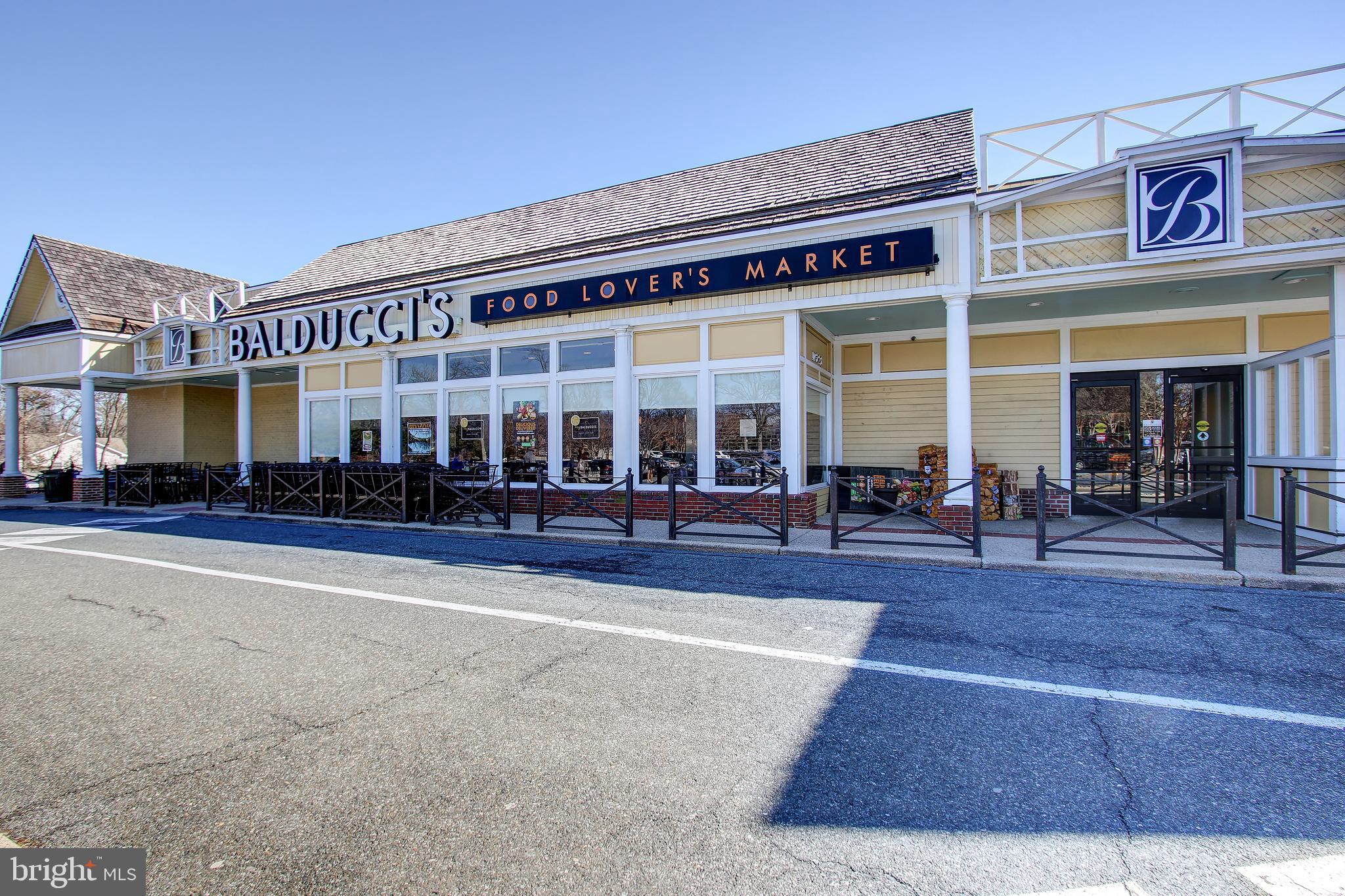 WEST SPRING - Residential