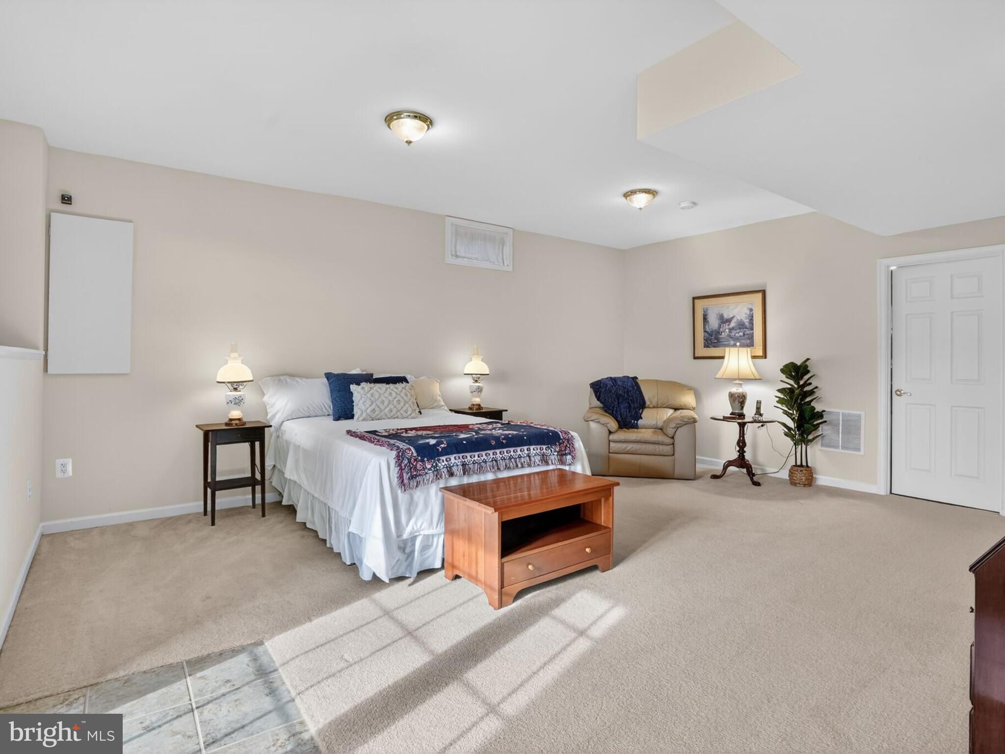 REGENCY AT DOMINION VALLEY - Residential