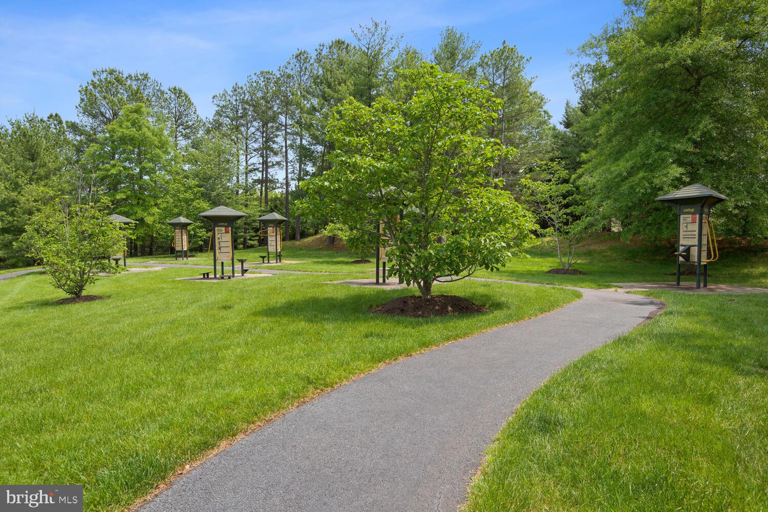 REGENCY AT DOMINION VALLEY - Residential