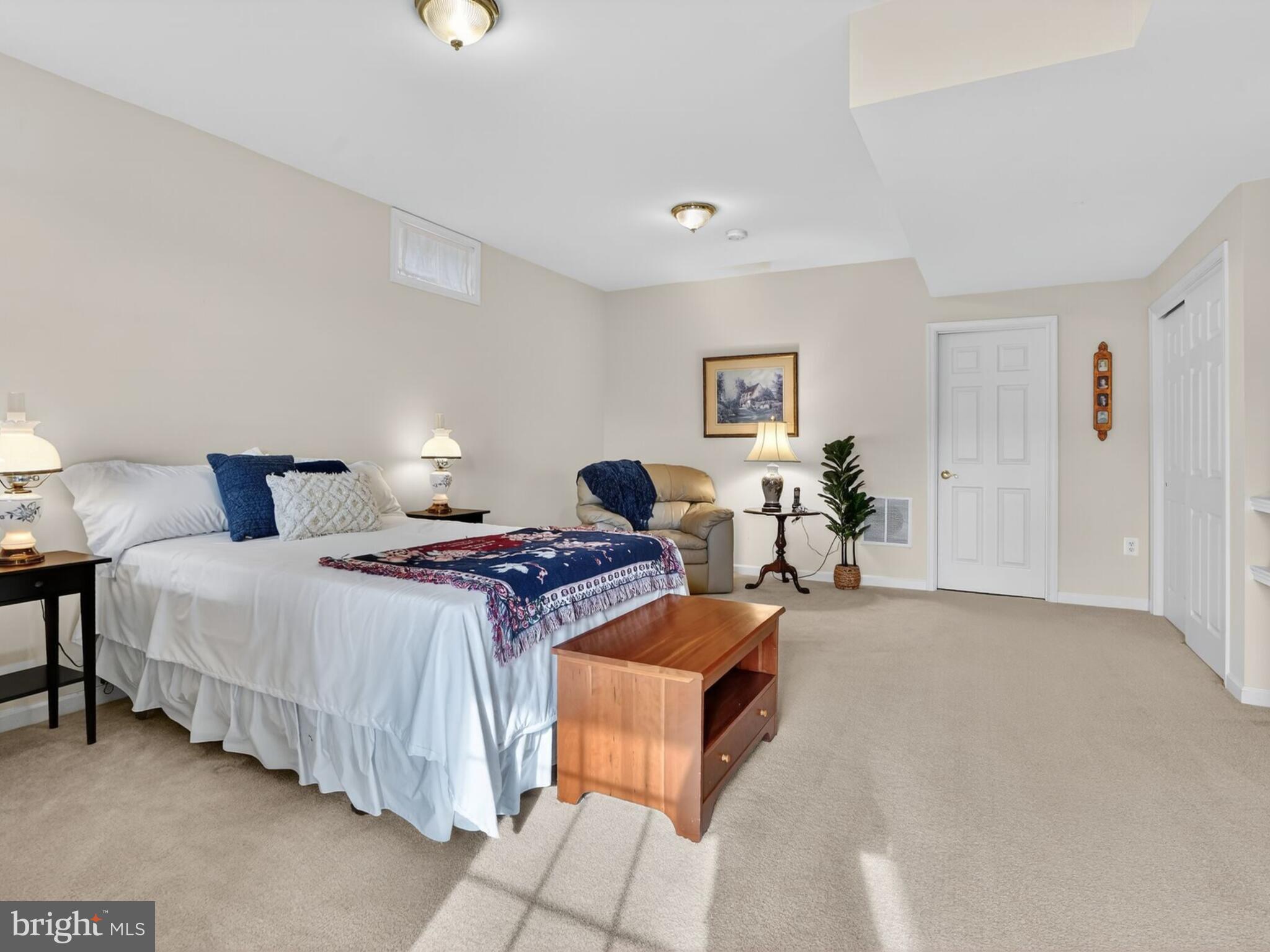 REGENCY AT DOMINION VALLEY - Residential