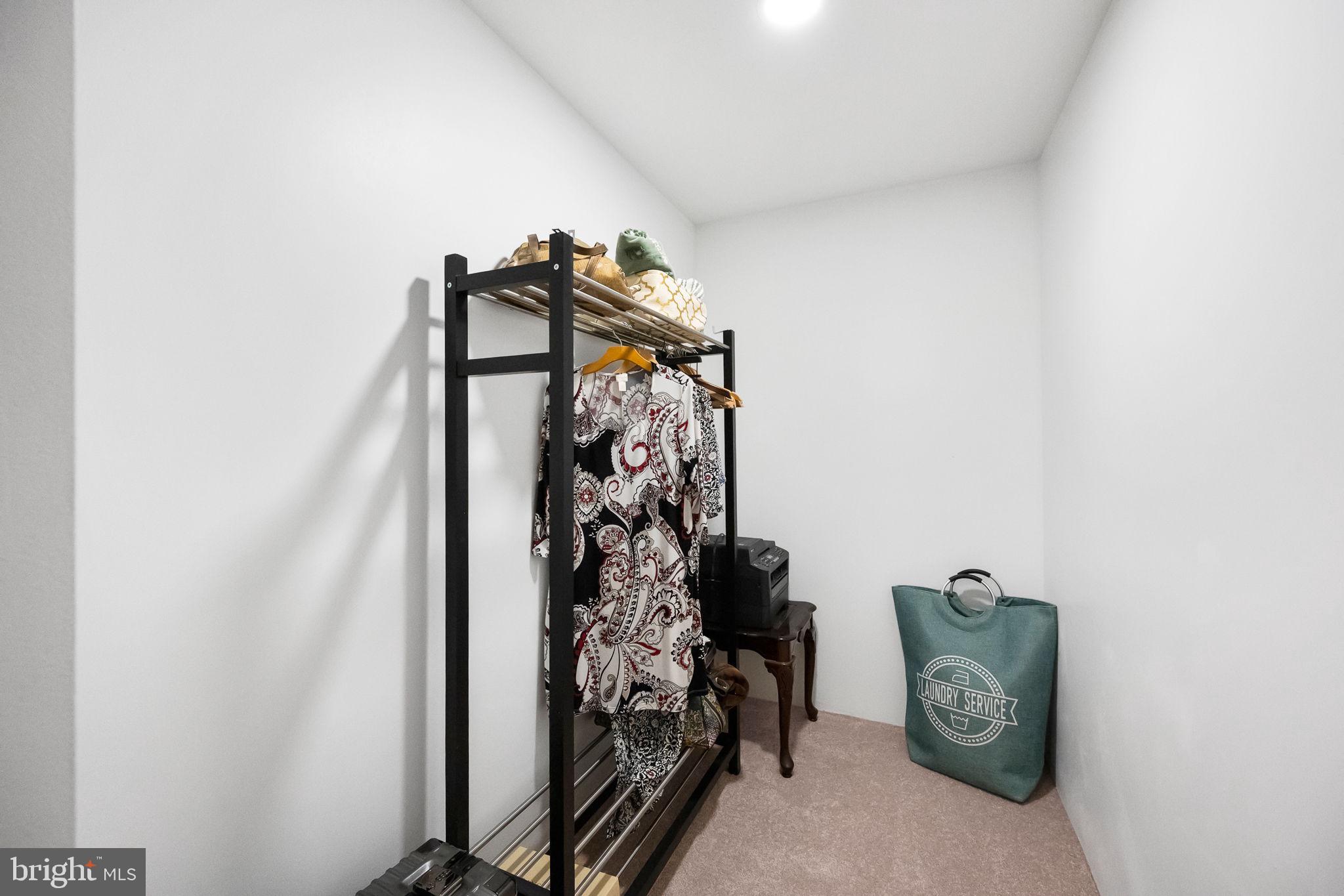 BURKE CENTRE - Residential