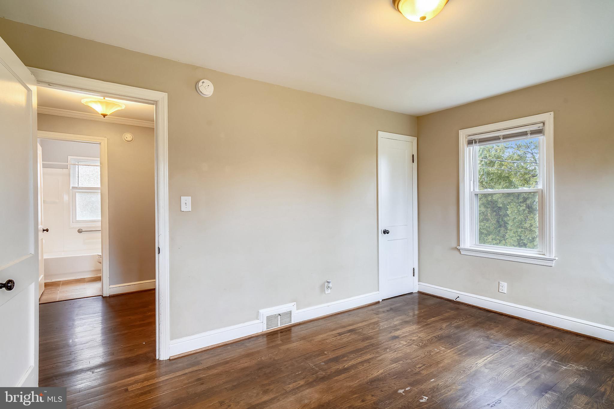 COLONIAL PARK - Residential