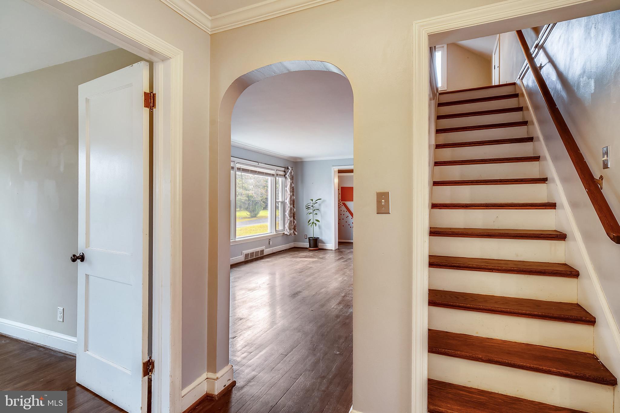 COLONIAL PARK - Residential