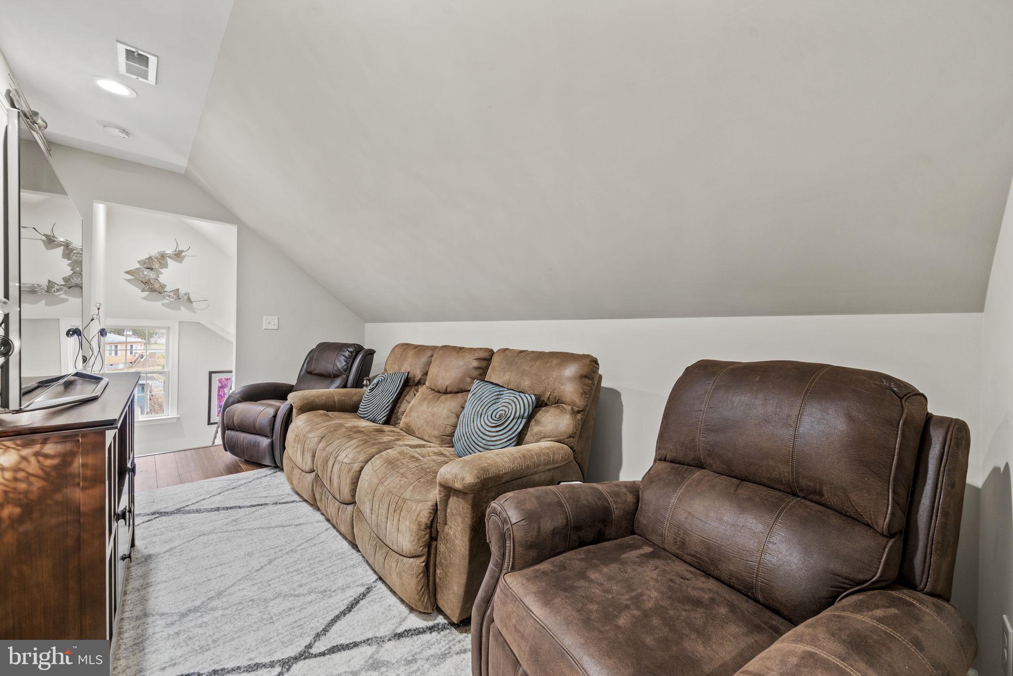 THE POINT - Residential