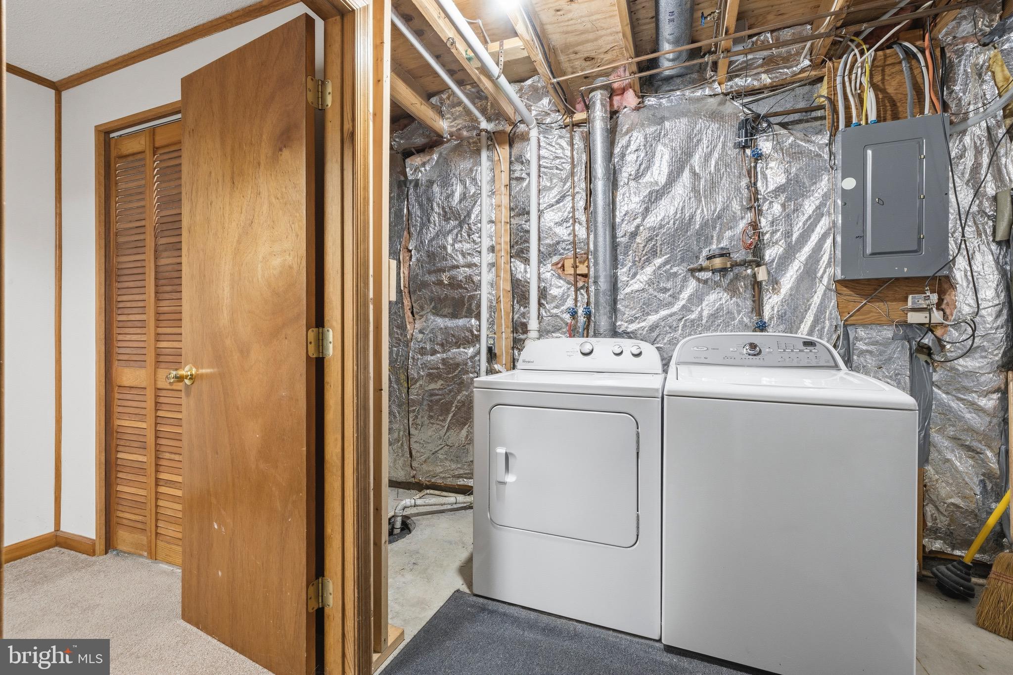 AMBER MEADOWS - Residential