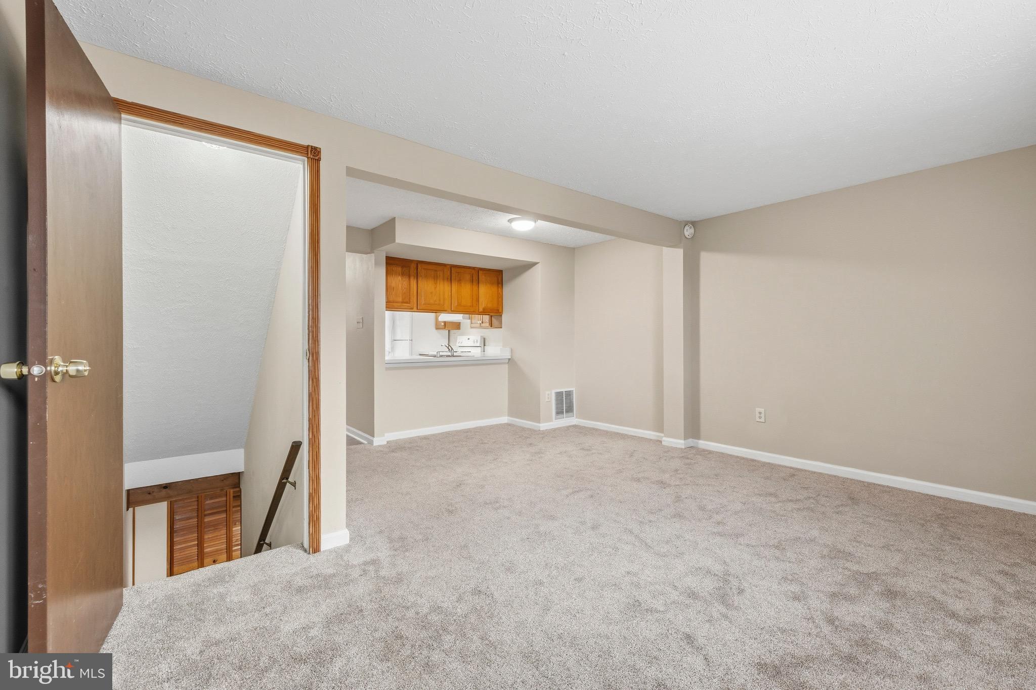 AMBER MEADOWS - Residential