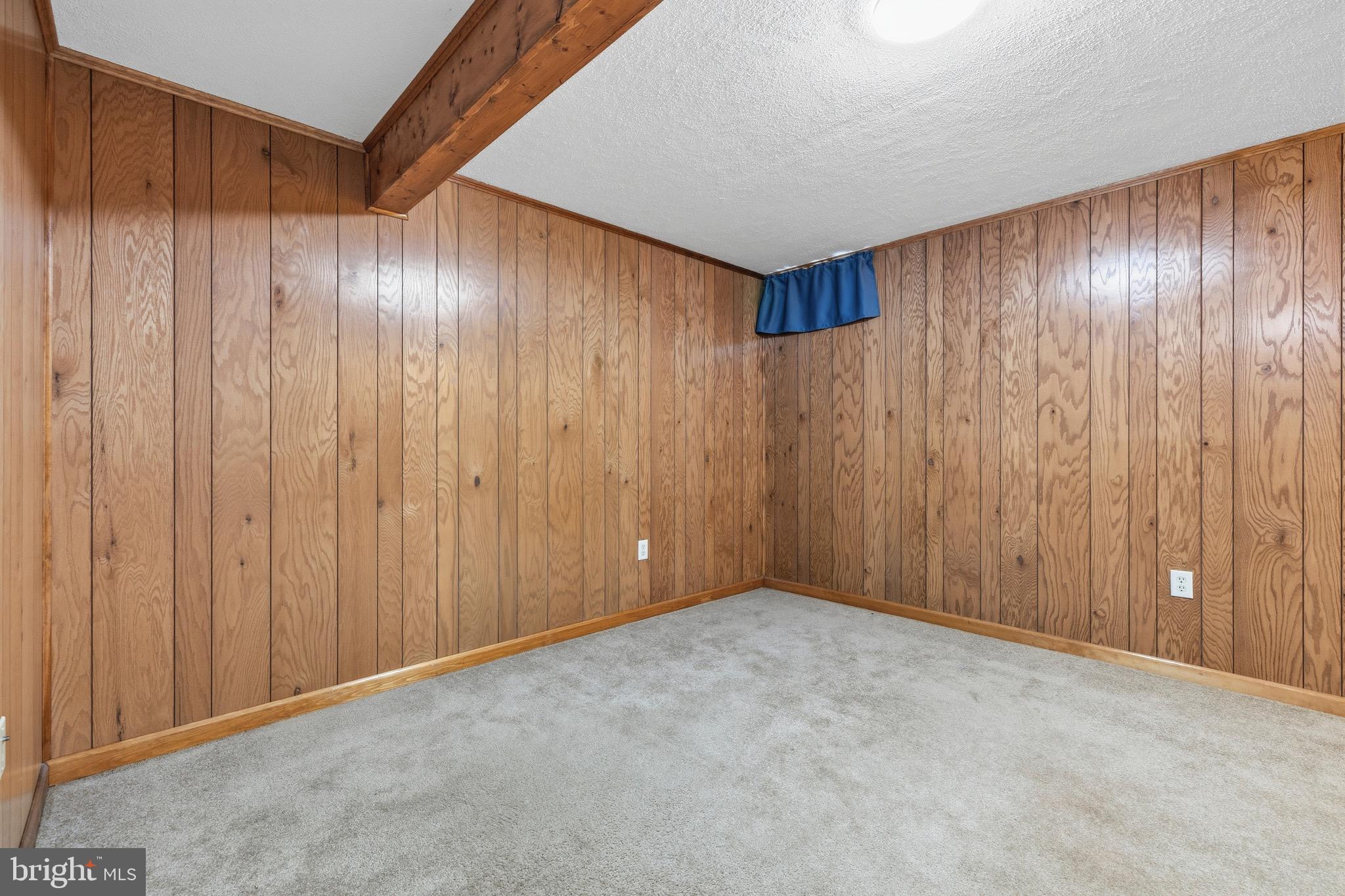 AMBER MEADOWS - Residential