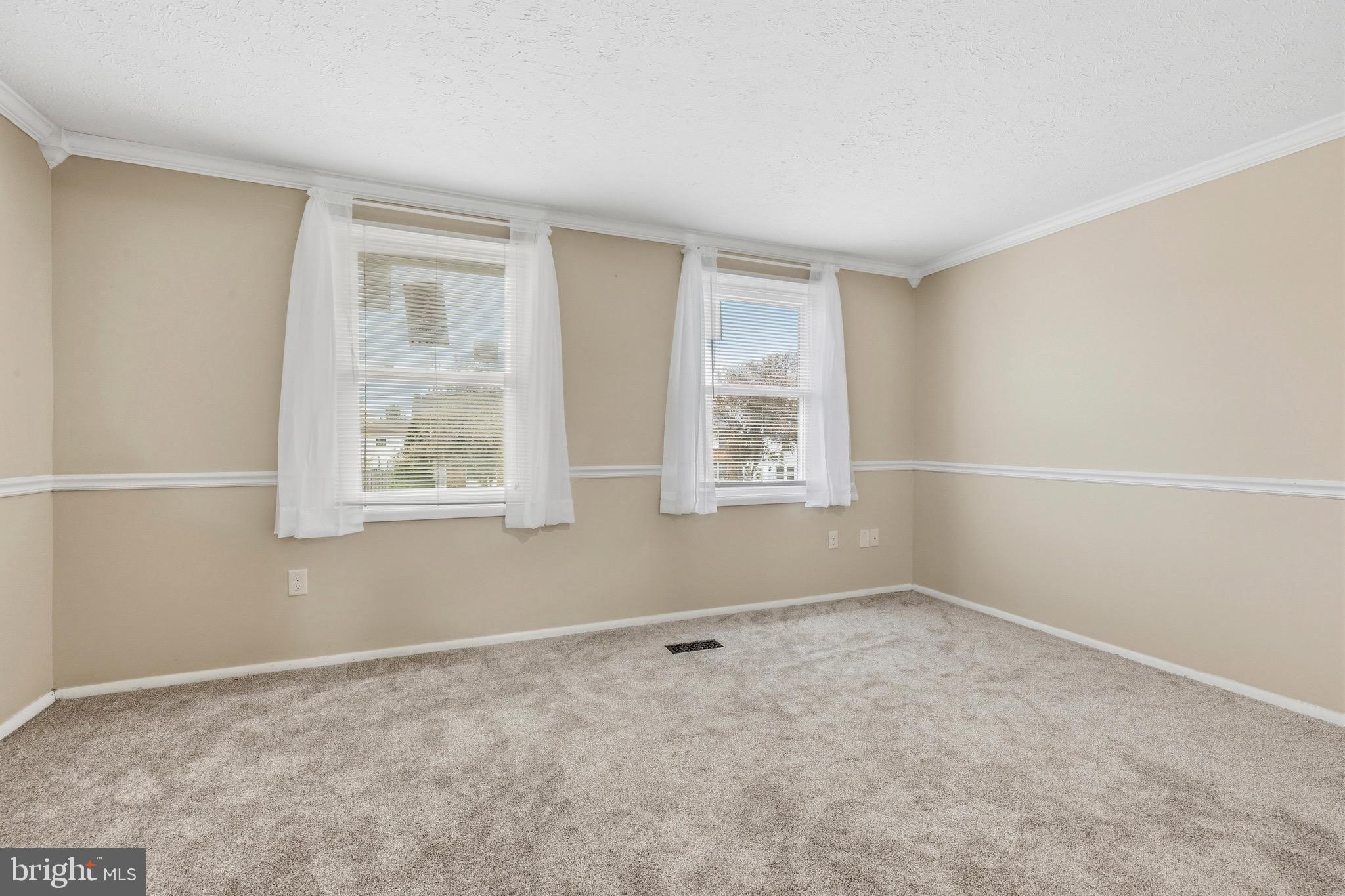 AMBER MEADOWS - Residential