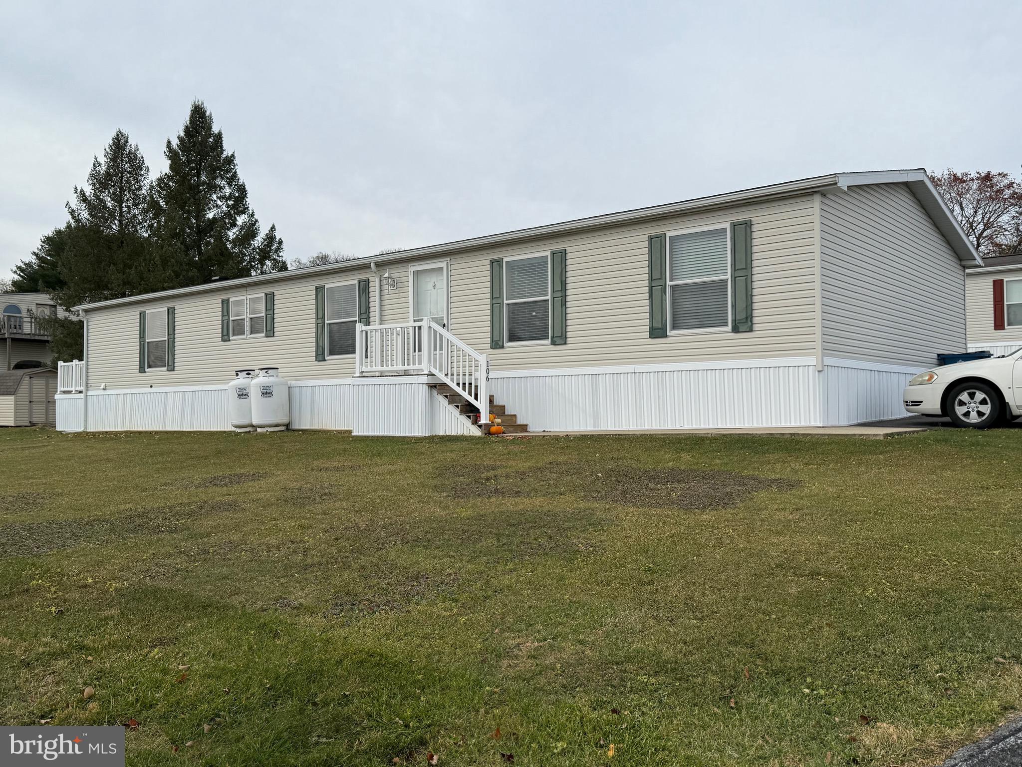 YORKANA MHP - Residential