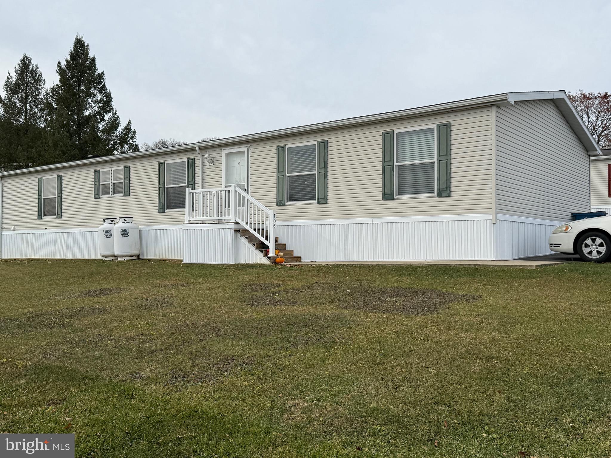 YORKANA MHP - Residential