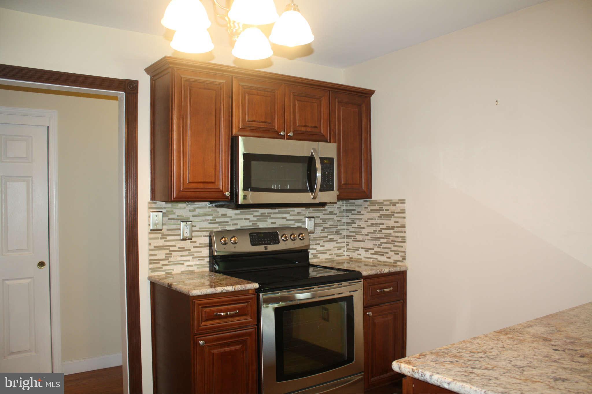 HAWTHORNE VILLAGE - Residential