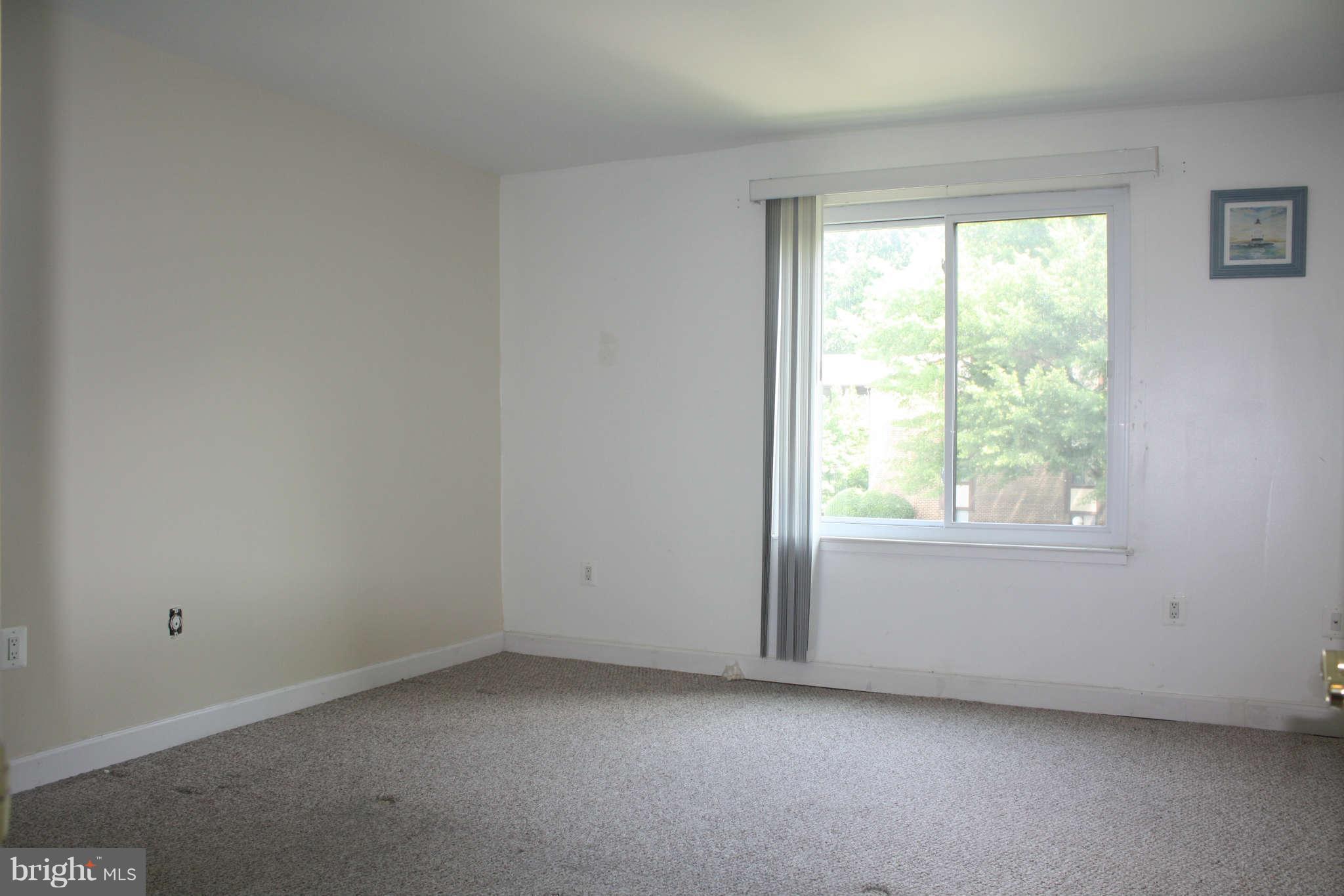 HAWTHORNE VILLAGE - Residential