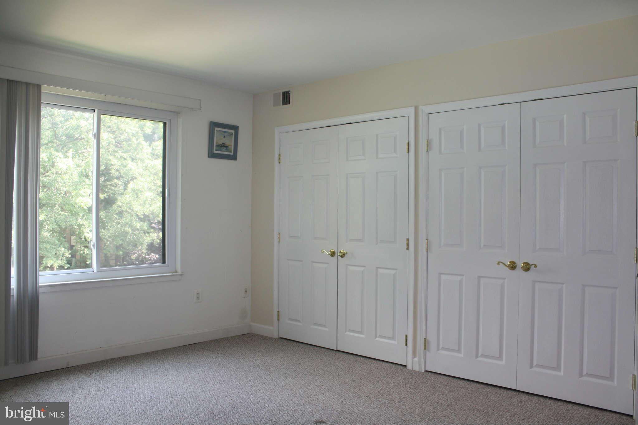 HAWTHORNE VILLAGE - Residential