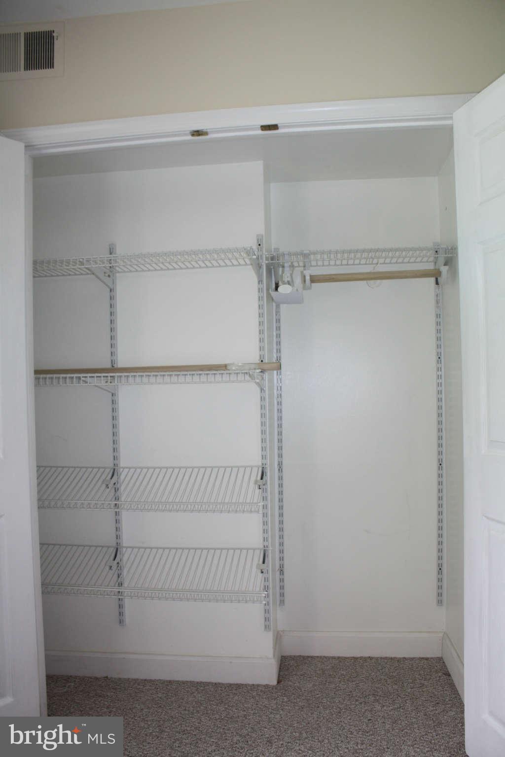 HAWTHORNE VILLAGE - Residential