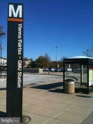 HAWTHORNE VILLAGE - Residential