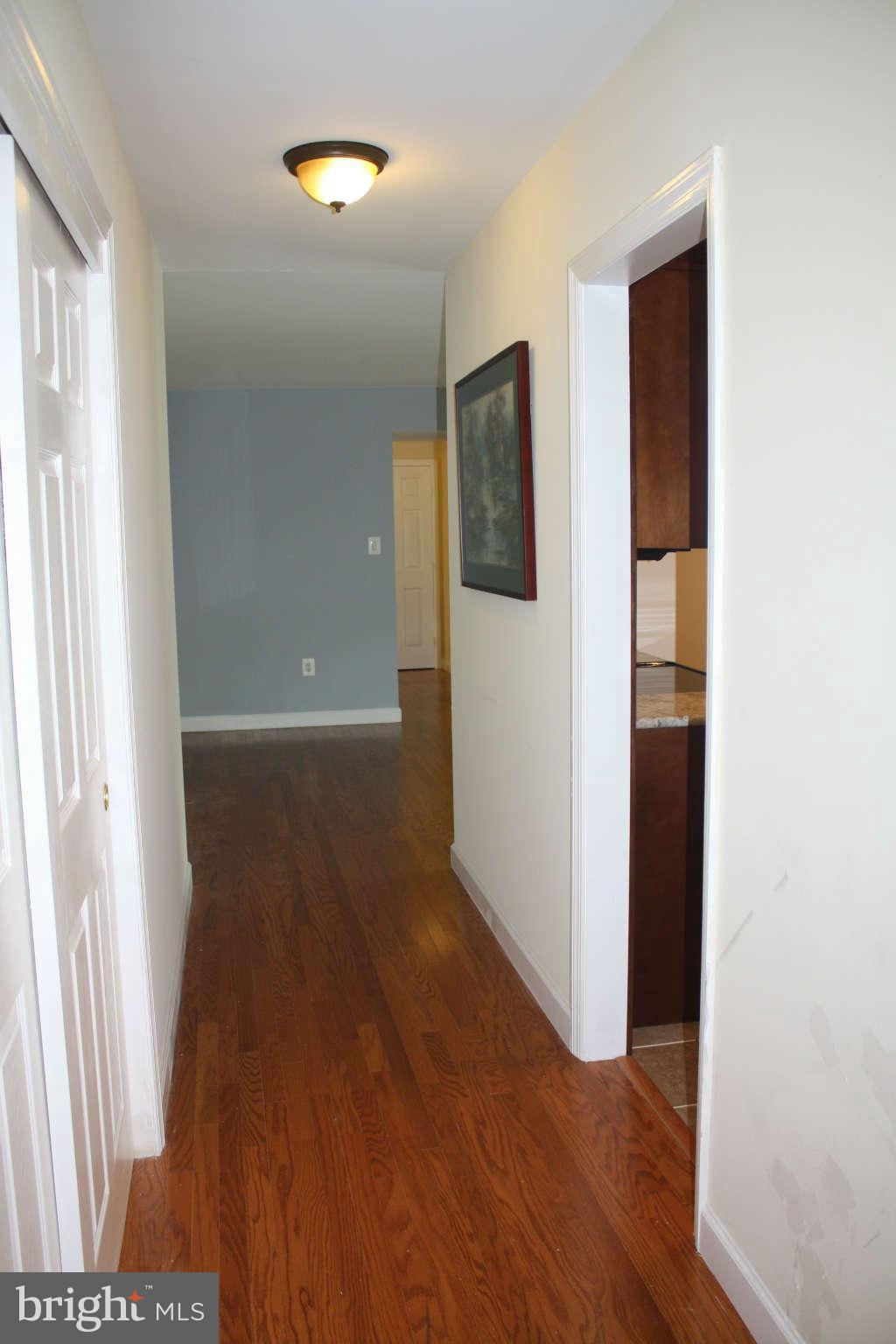 HAWTHORNE VILLAGE - Residential