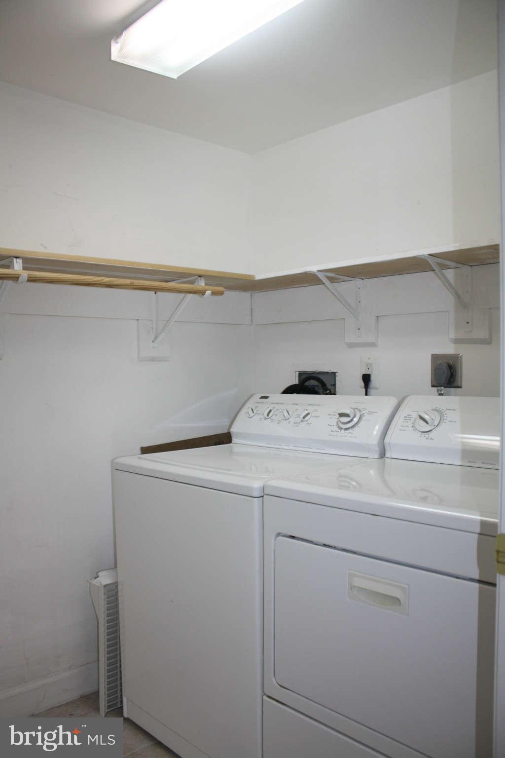 HAWTHORNE VILLAGE - Residential